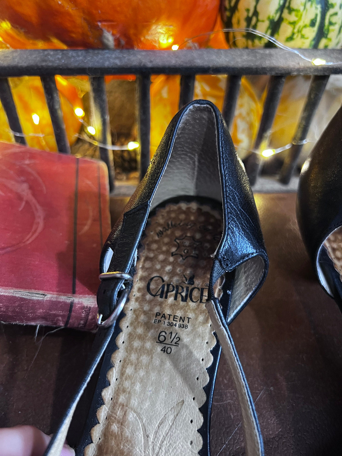 1970s Black Leather Mary Jane Shoes: Cut-Out Pleated Block Heel (UK 6.5)