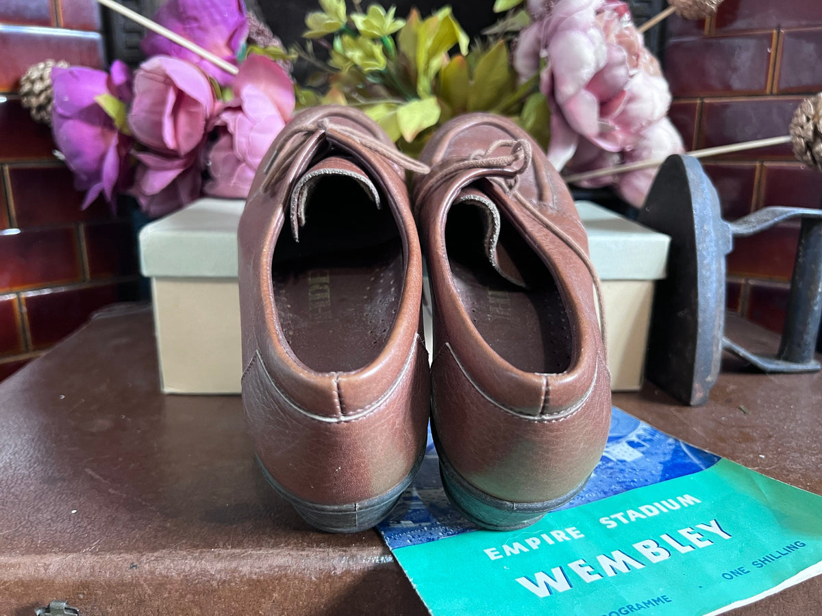 1960s Start-rite Brown Leather Derby Shoes, UK 3, Original Box