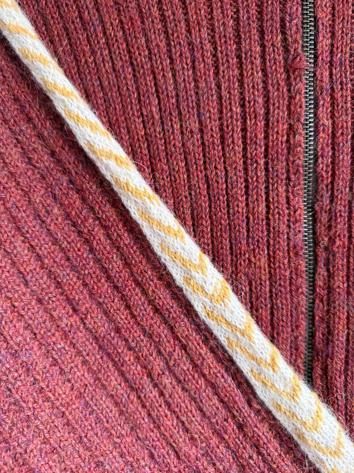 Vintage 1950s Wool Zip Cardigan – Burgundy Ski Sweater – Contrast Stripe Chunky Knit Jacket – Unisex