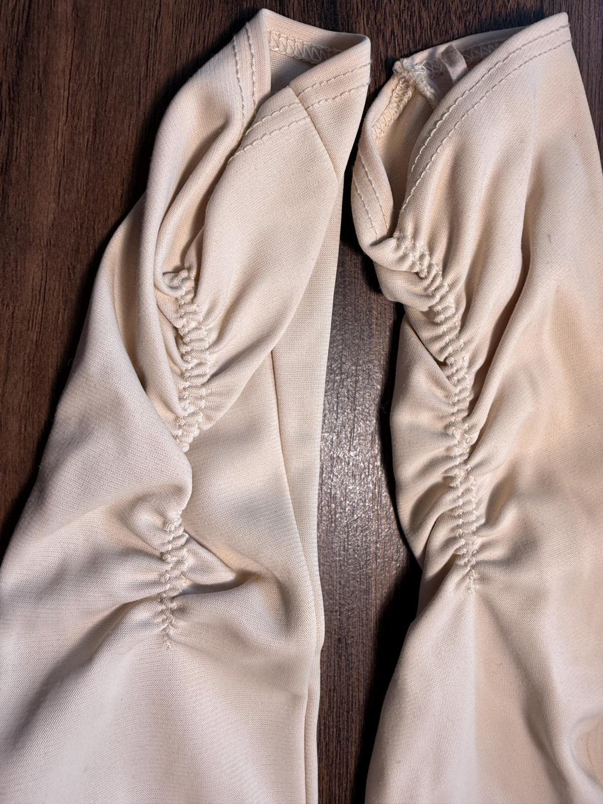Vintage Cream Long Gloves with Ruched Cuffs | Ivory Evening Gloves