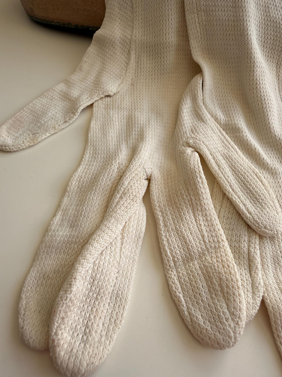 Vintage Cream Textured Fabric Gloves with Plain Backs