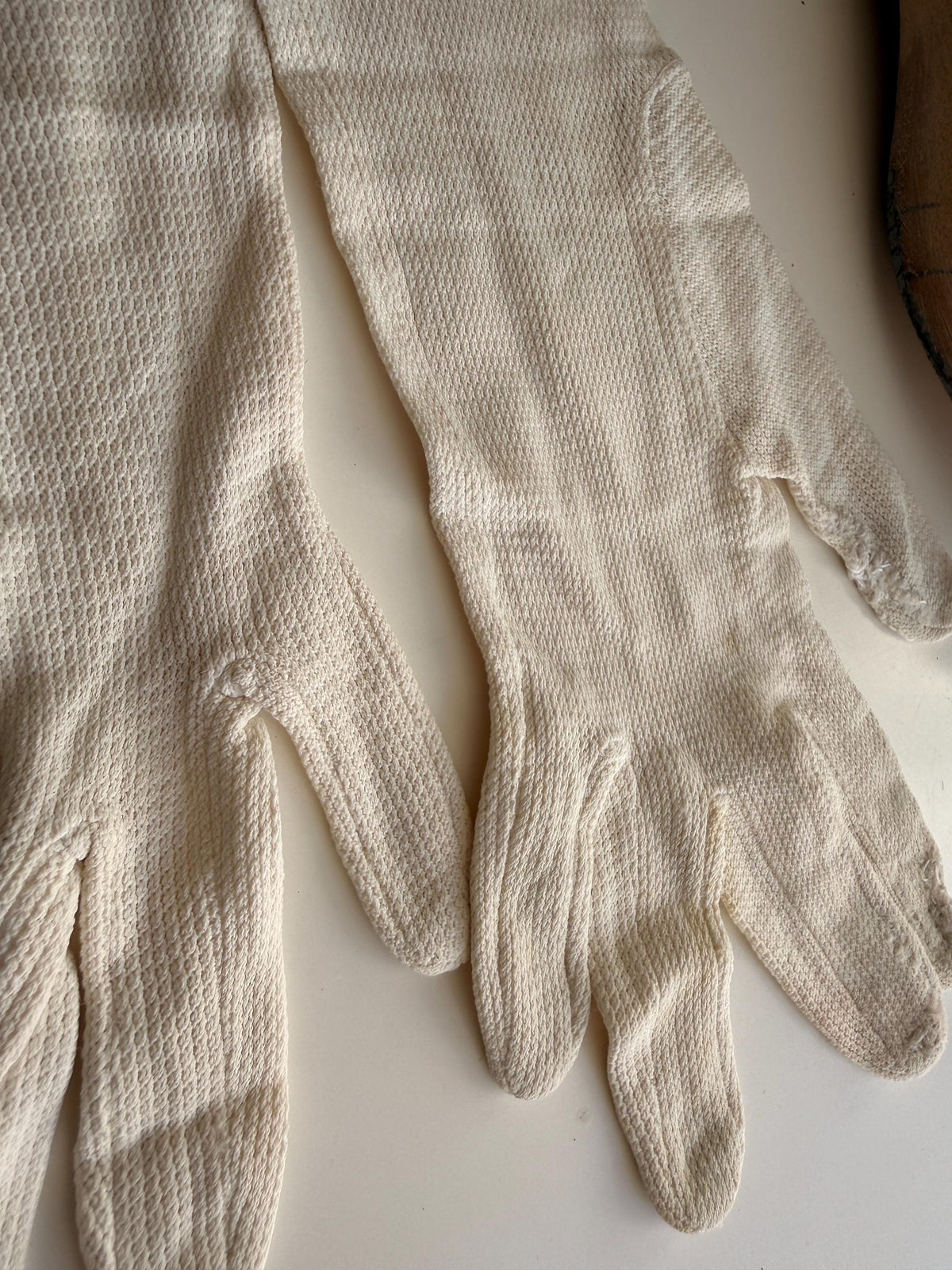 Vintage Cream Textured Fabric Gloves with Plain Backs