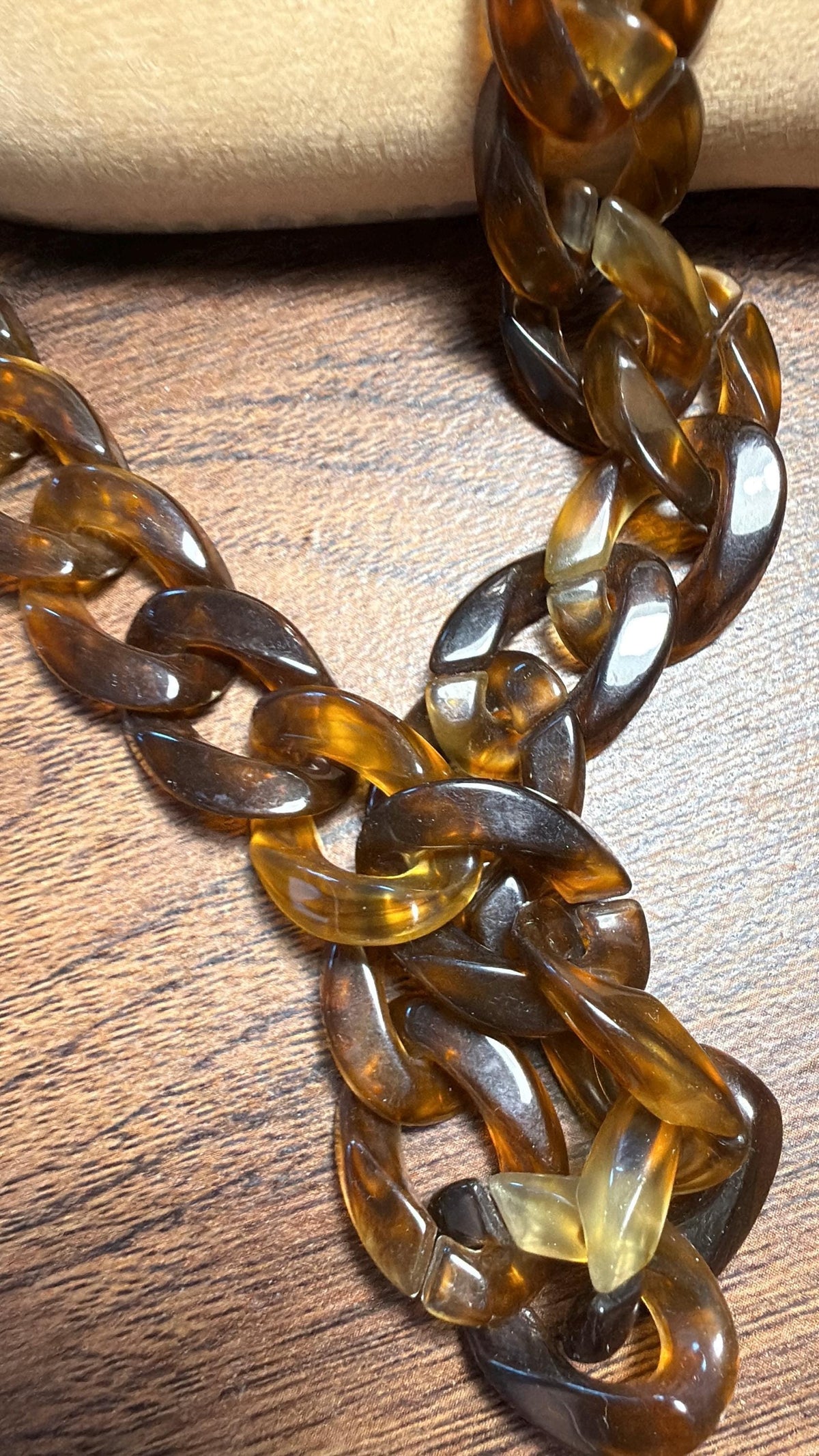 Vintage Faux Tortoiseshell Chain Link Necklace | Long Amber Brown Plastic Statement Jewellery