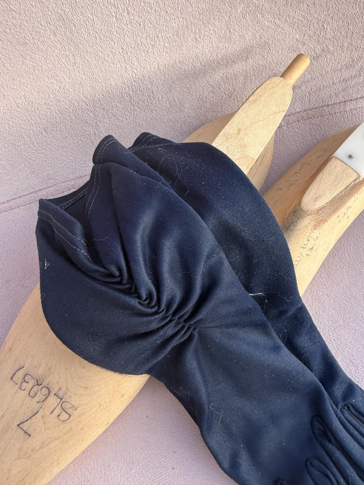 Vintage Navy Blue Ruched Fabric Gloves – Gathered Cuffs, Mid Length Evening Accessories
