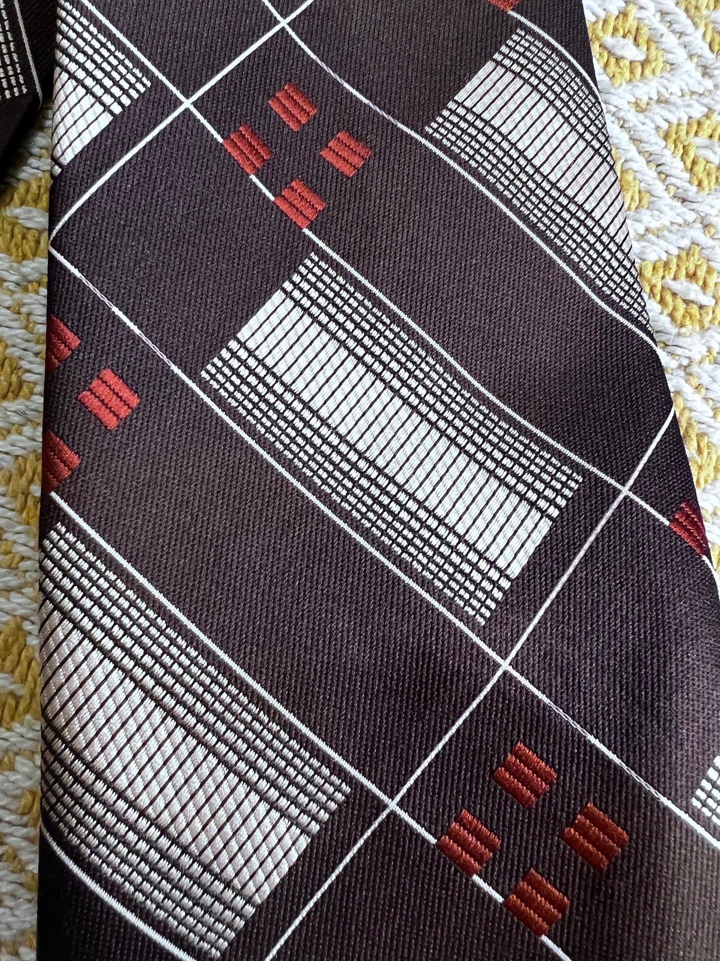 1930s 1940s Mens Necktie Tie, brown orange check tie, Vintage Tie, Vintage Necktie, 30s 40s Tie, vintage neckwear