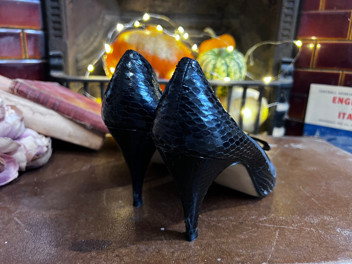 1950s Vintage J Renee Snakeskin Mesh shoes Black Suede Crochet UK 6 - Vintage Peep Toe - Vintage Shoes, 1950s ladies shoes, black bow front