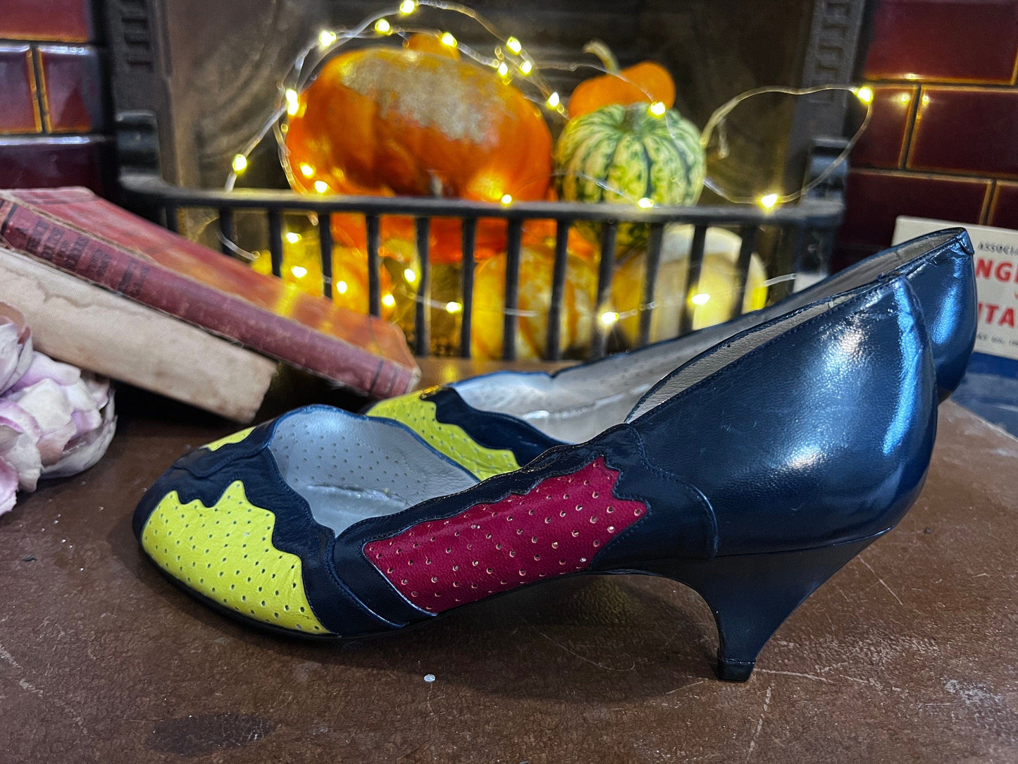 1950s Vintage Navy Yellow Kitten Heel shoes Patchwork Punchwork UK6 - Vintage Stilettos - Vintage Shoes, 1950s 60s - Lucal Sax - UNWORN