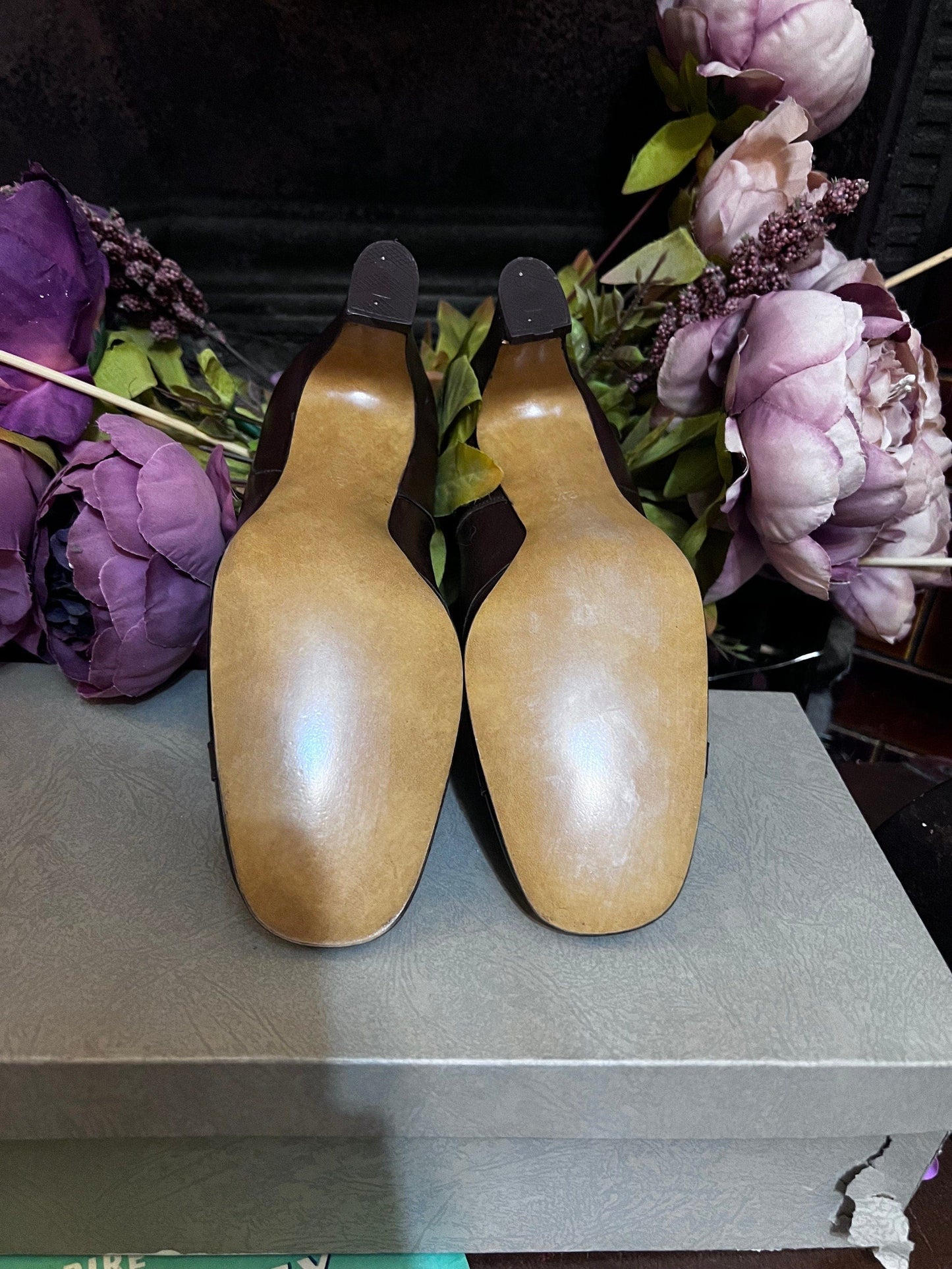 70s Black Shoes leather Pointed Shoes Black Kid leather, Vintage Vintage Shoes, 70s Shoes, vintage shoes & box UK2.5, re-soled reheel needed