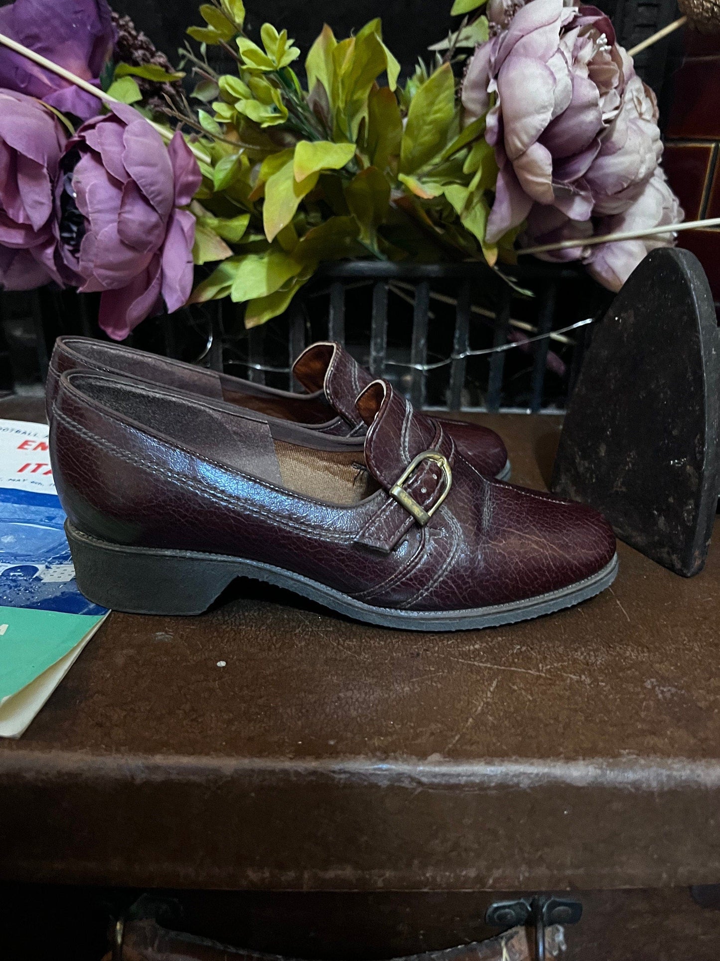 60’s Brown Shoes leather Buckle Skipping Shoes Brown leather - Vintage small shoes Vintage Shoes, 60s Shoes, vintage shoes & box UK2.5