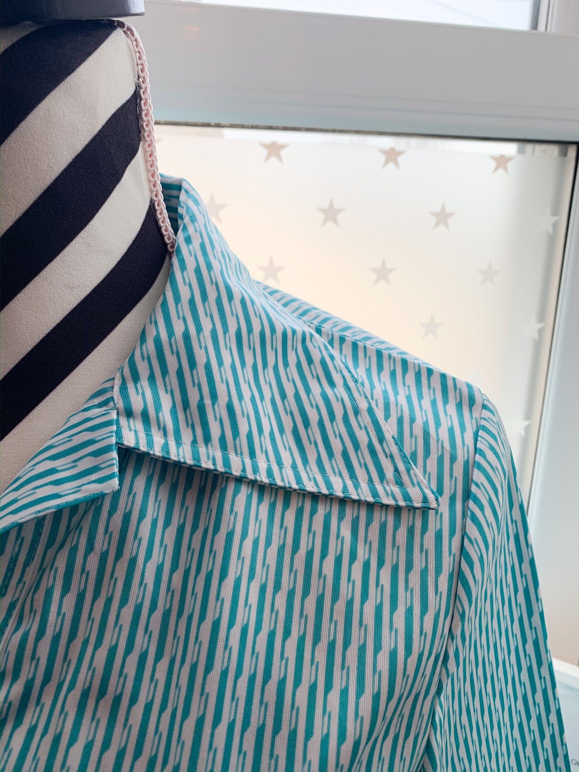 70s vintage Blouse Shirt 70s Vintage Japanese turquoise blue stripe short sleeve pattern blouse western shirt dagger collars