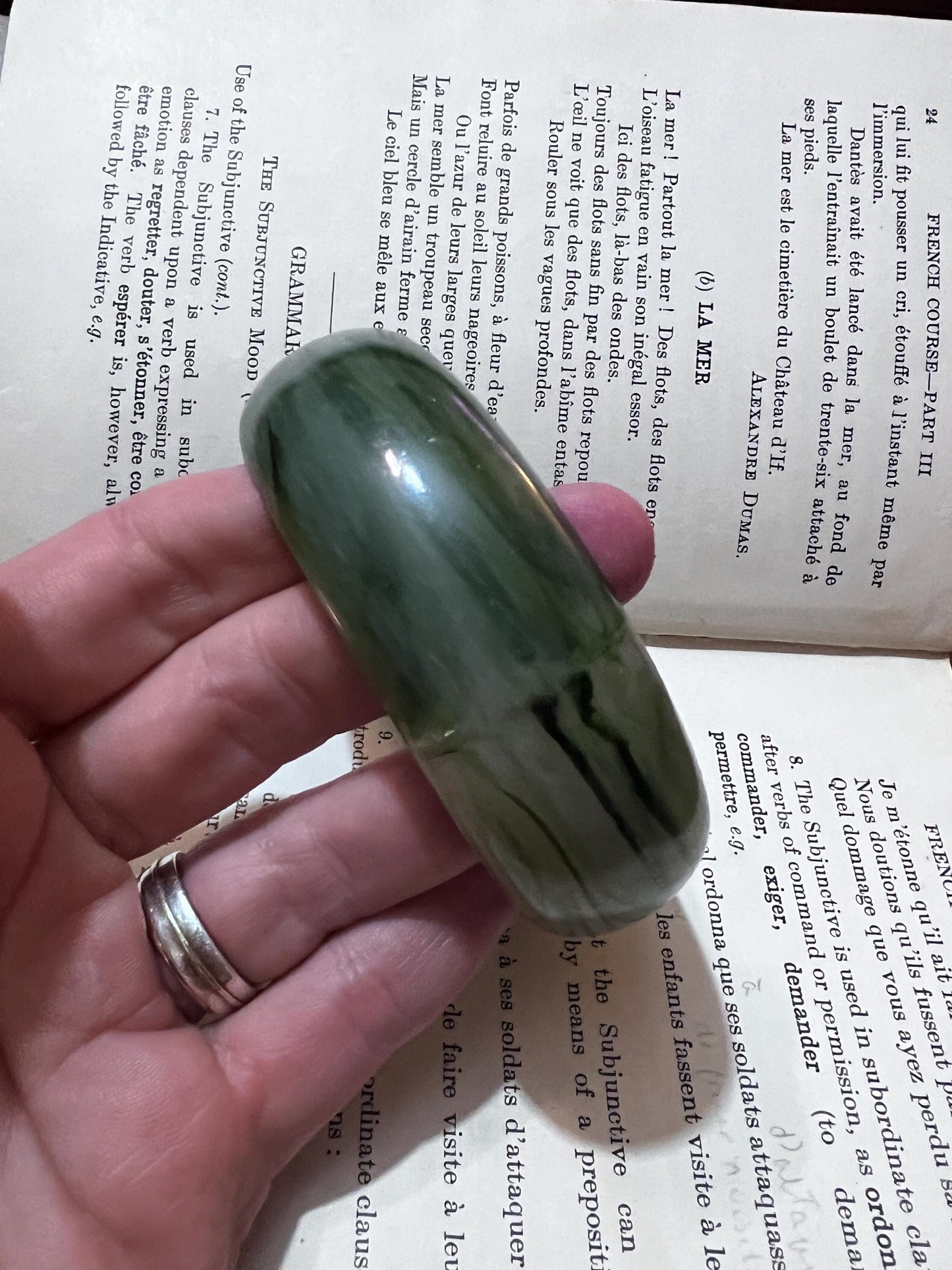 Chunky Vintage Bangle, Plastic Green, Green Bangle, Lucite, Bakelite Bangle, 1940s, 1950s, Stacking Bangle, Vintage Jewellery, Plastic Bang