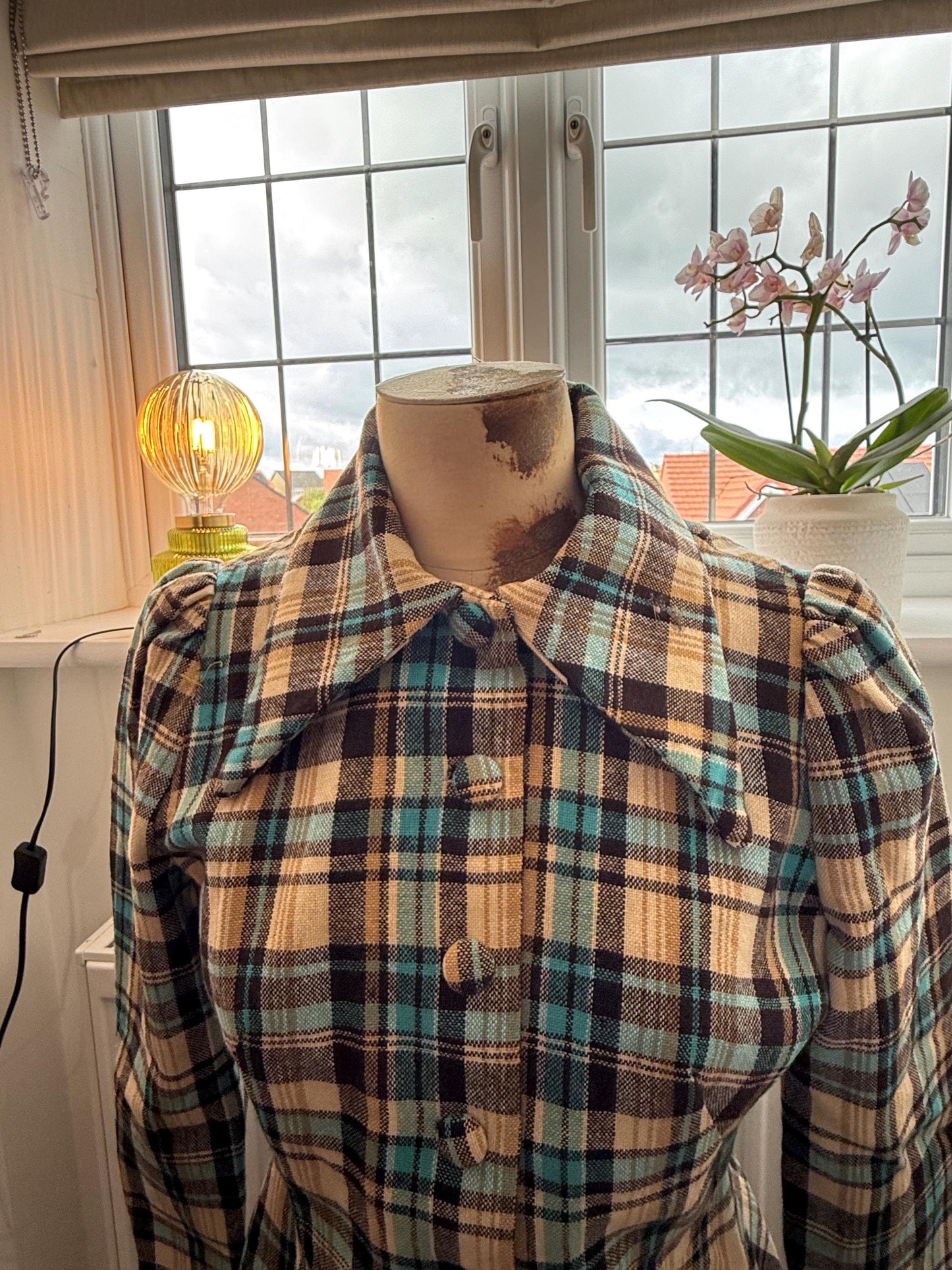 Vintage 1940s Handmade Check Top – Plaid Button Front Blouse, Lightweight Long Sleeve UK 10–12, Retro Wartime Style