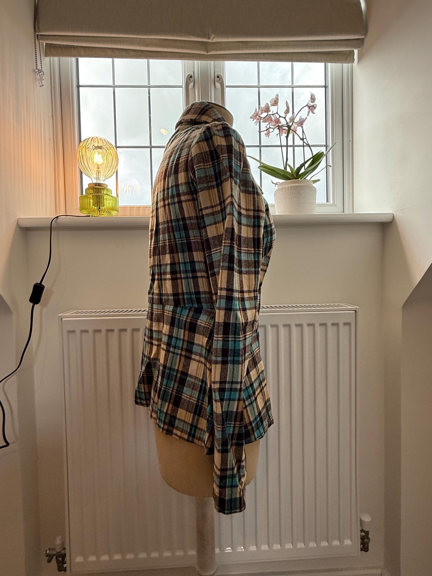 Vintage 1940s Handmade Check Top – Plaid Button Front Blouse, Lightweight Long Sleeve UK 10–12, Retro Wartime Style