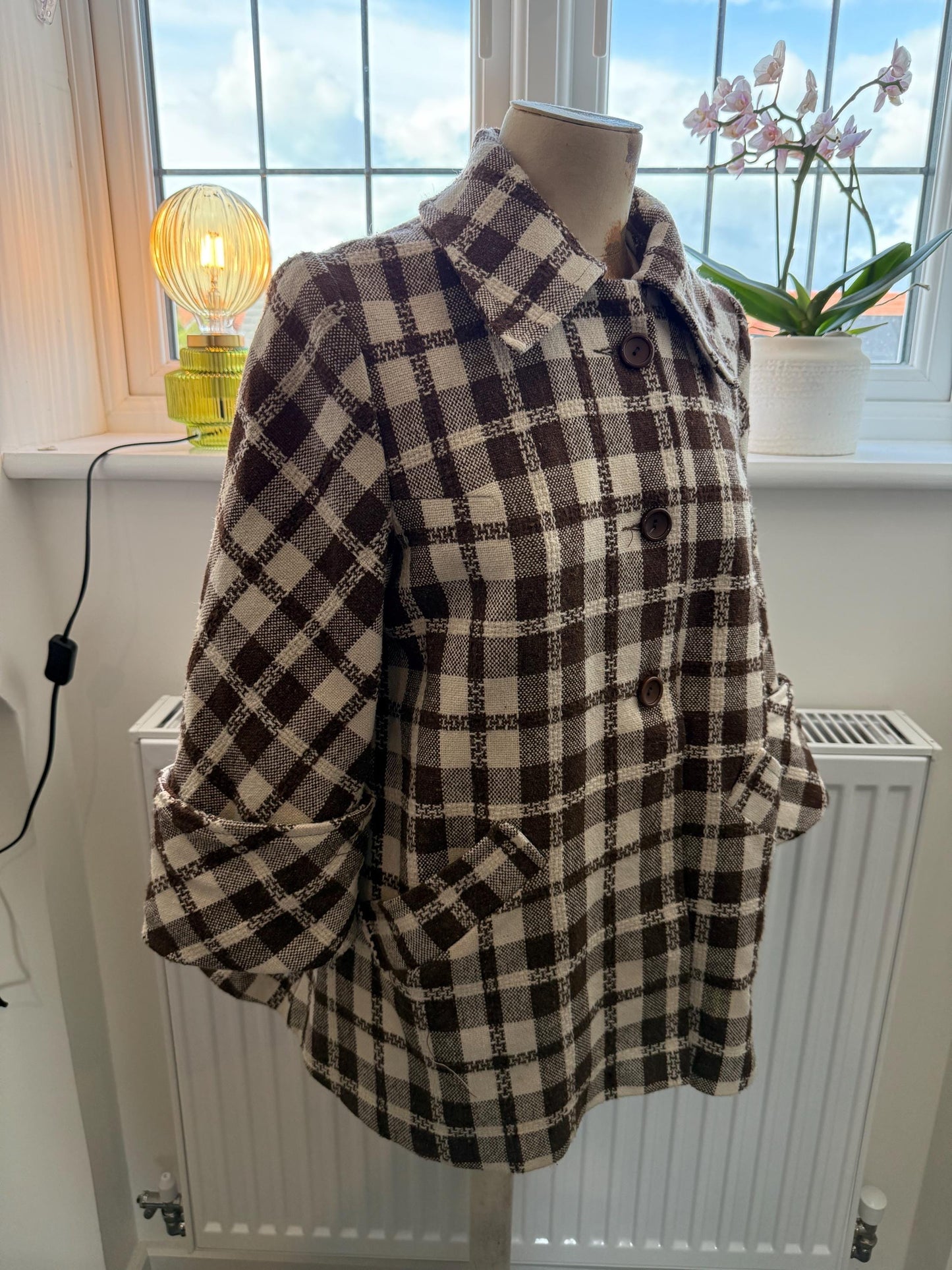 Vintage 1950s Swing Coat – Brown Check Lightweight Overcoat, 3/4 Sleeve Turn Up, Slanted Pocket Midcentury Style