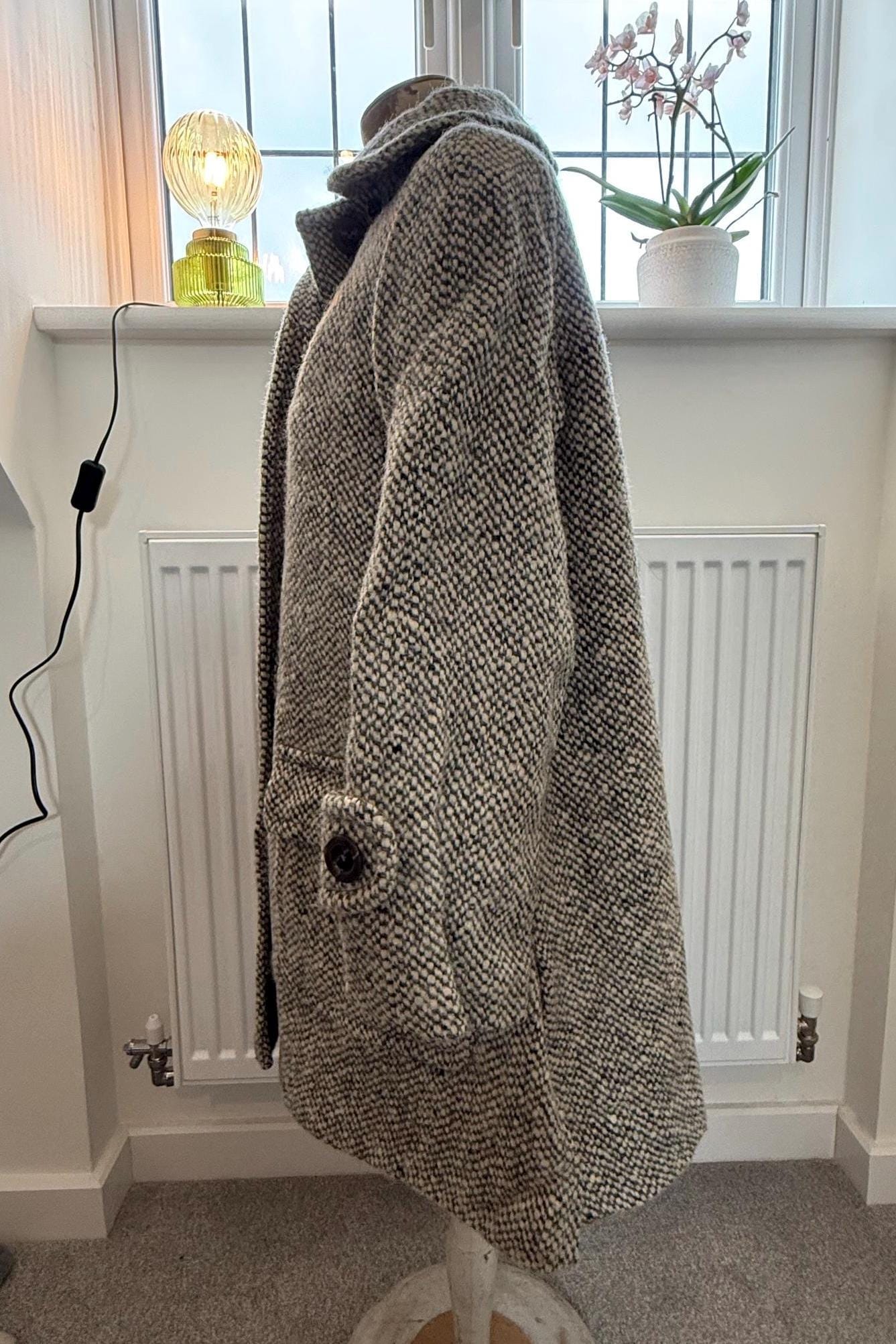 aquasccutum grey tweed coat vintage 70s midi length coat chunky pockets