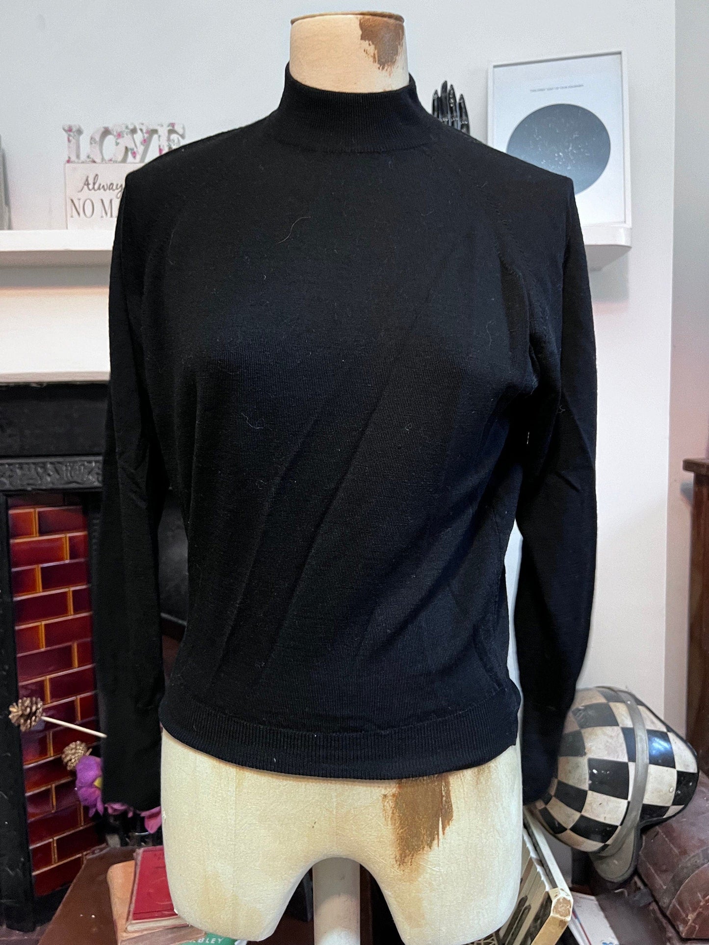 Vintage Black Jumper fine knit Jumper pullover Long Sleeve Jumper 1950s black turtle Neck Jumper, vintage knitwear, vintage jumper, black