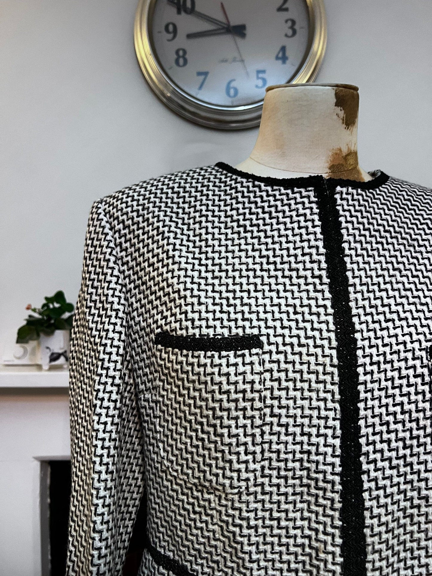 Vintage Houndstooth Blazer- Black White Hidden Closure Vented Sleeves Vintage UK12 - M&S