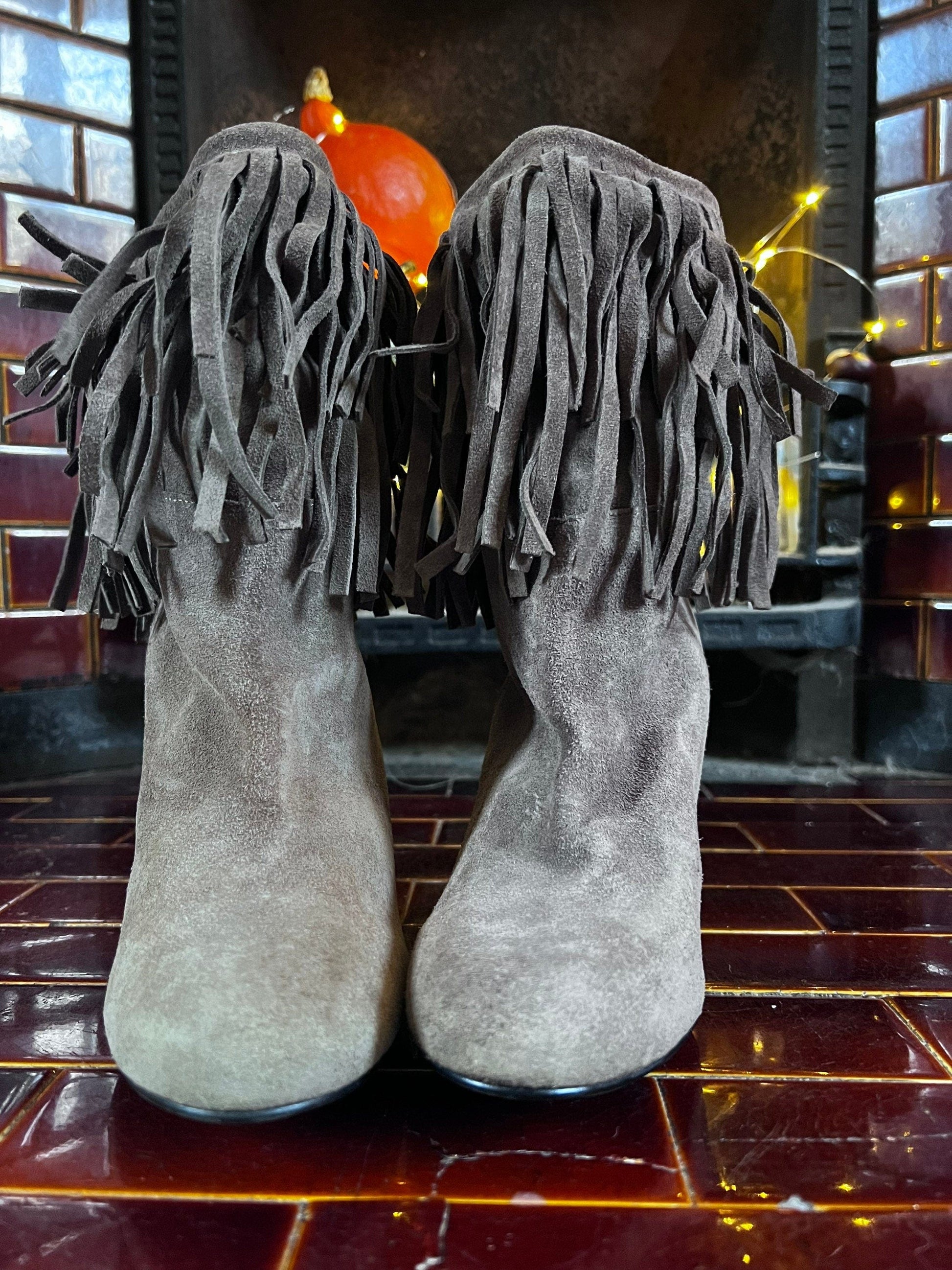 Vintage Fringed Ankle Boots Stilettos Heel Taupe Fringed Boho Boots unworn small mark to back of heel EU39 UK6