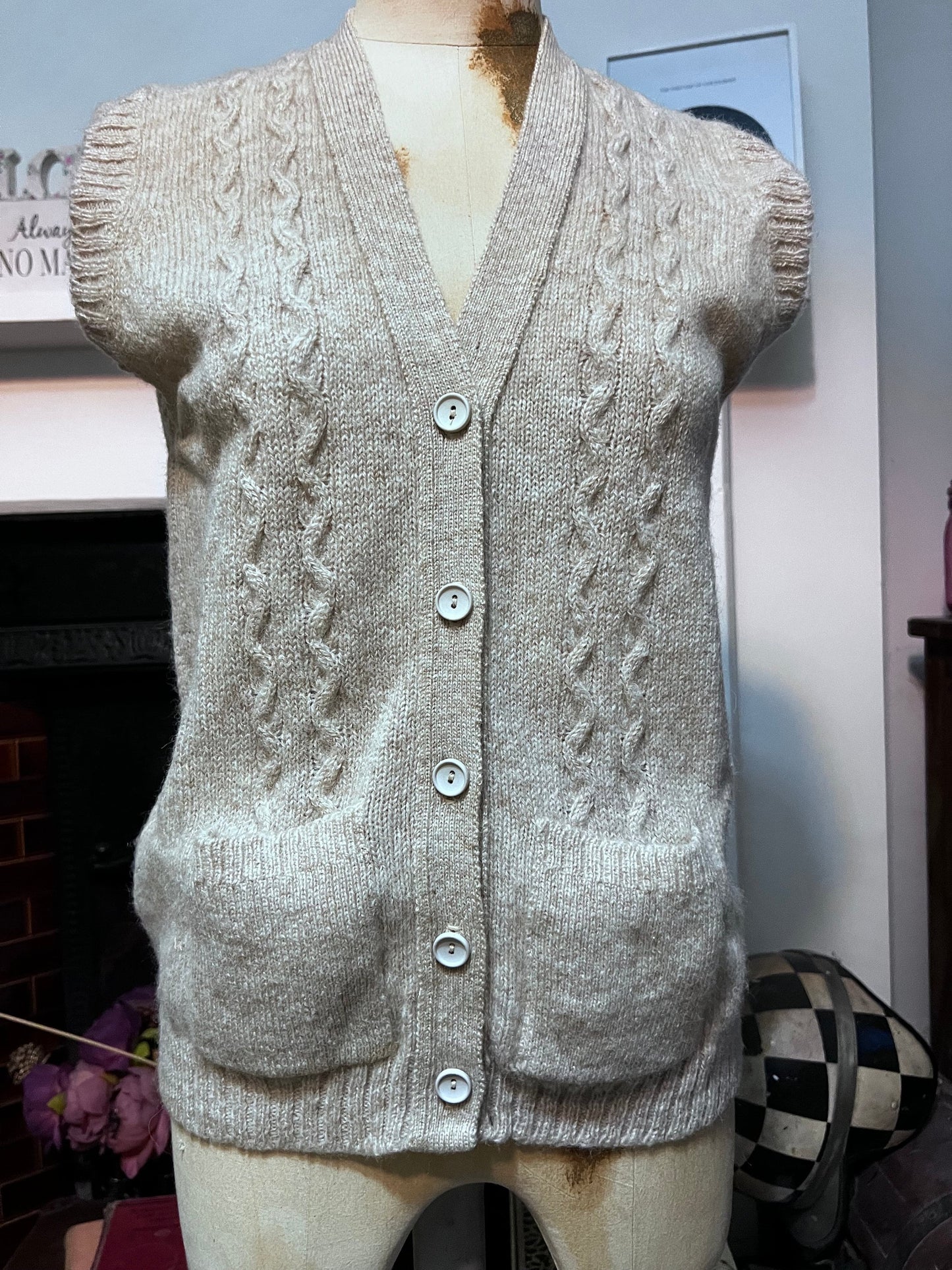 Vintage cream Cardigan sleeveless cardigan cable knit cardigan, vintage, knitwear, vintage vest, 70s cardigan grey tank pockets