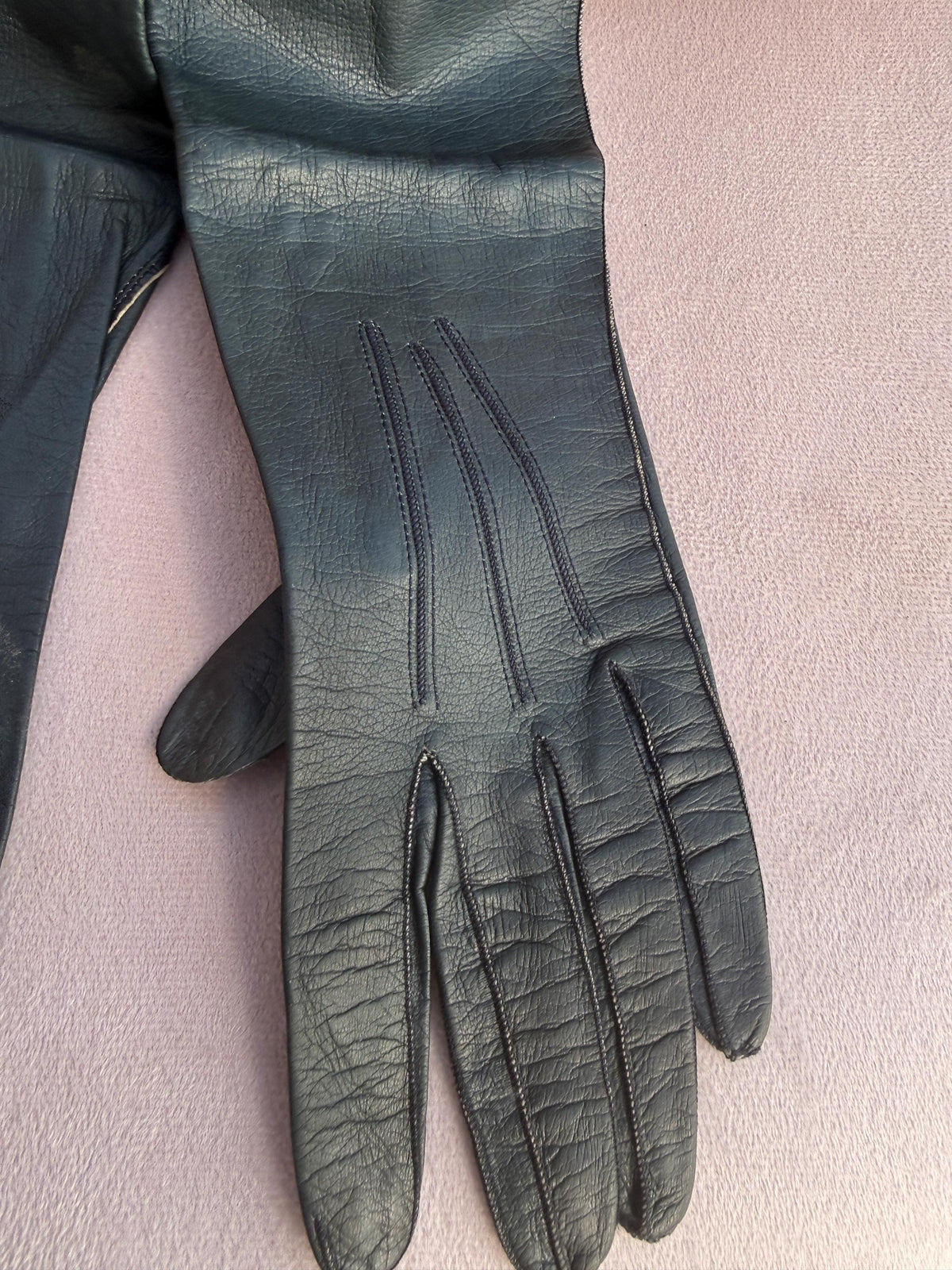 Vintage Dark Blue Leather Gauntlet Gloves with Long Flared Cuffs – Contrast Stitching