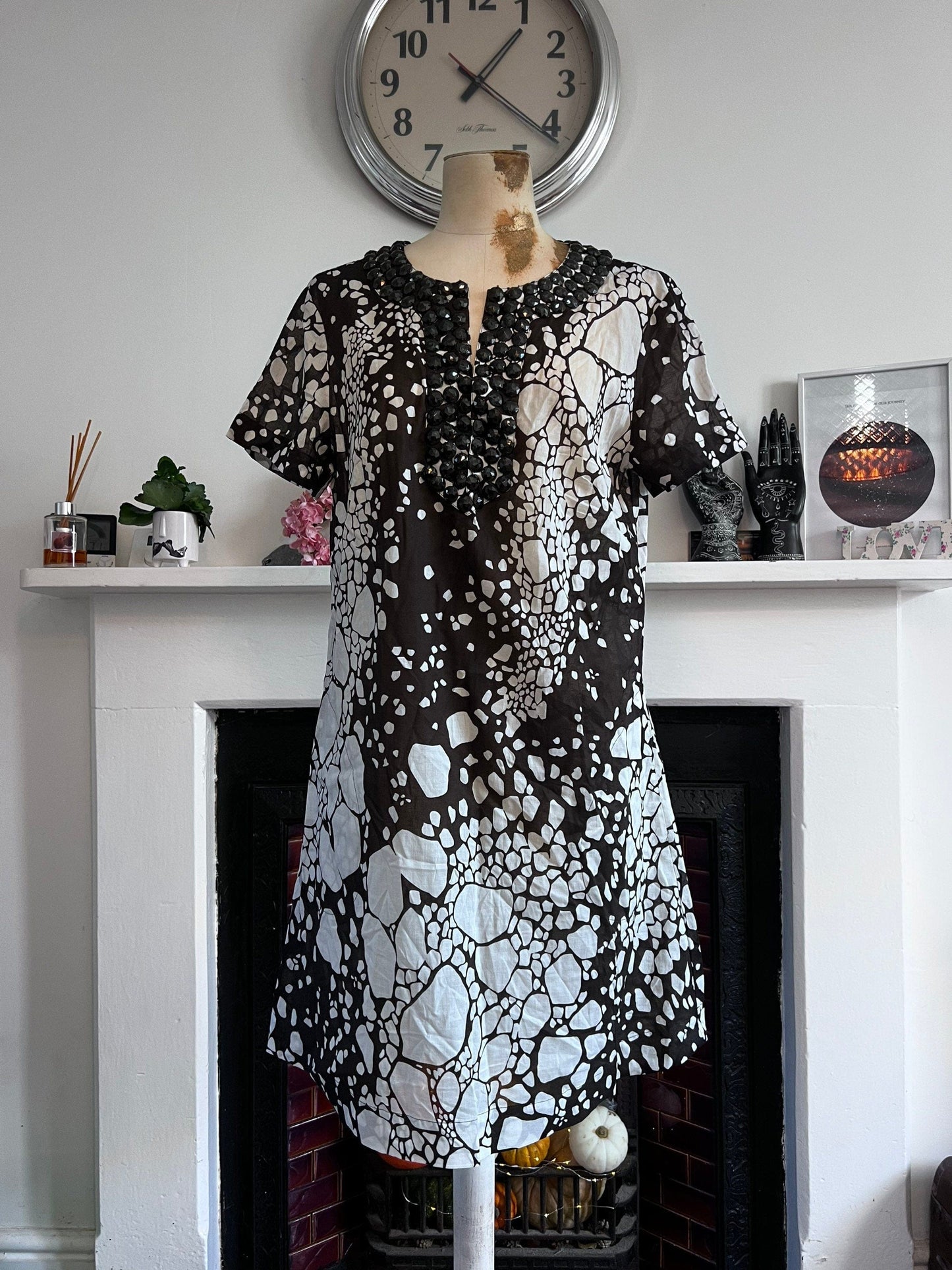 Vintage Jaeger Black White Beaded Tunic Dress With Pockets- Unworn Dead-stock Vintage Tunic Dress UK12