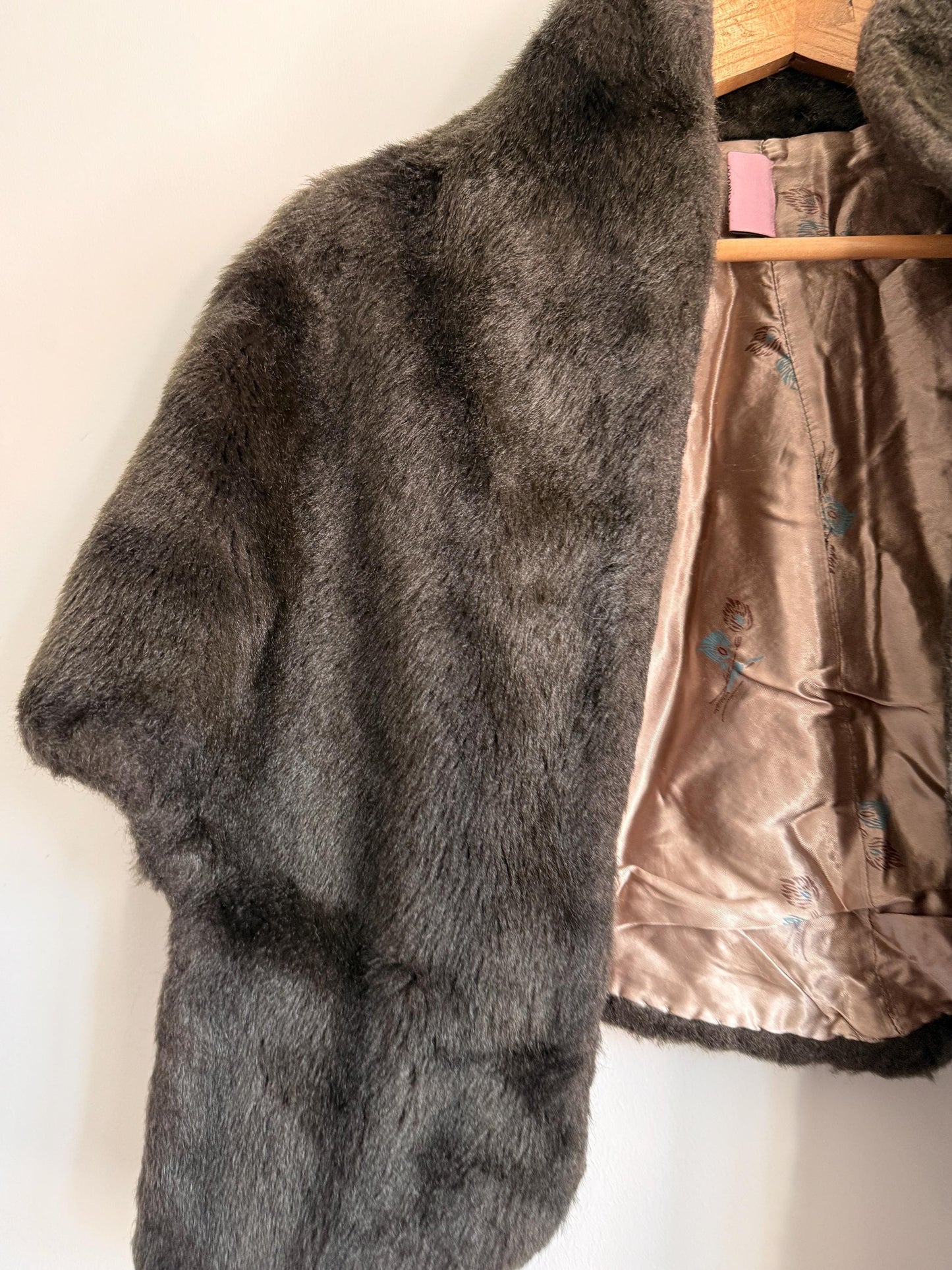 Vintage Faux Fur Stole | Brown Evening Wrap | 1950s Style Cape | Winter Wedding Cover Up | Vintage Evening Accessory