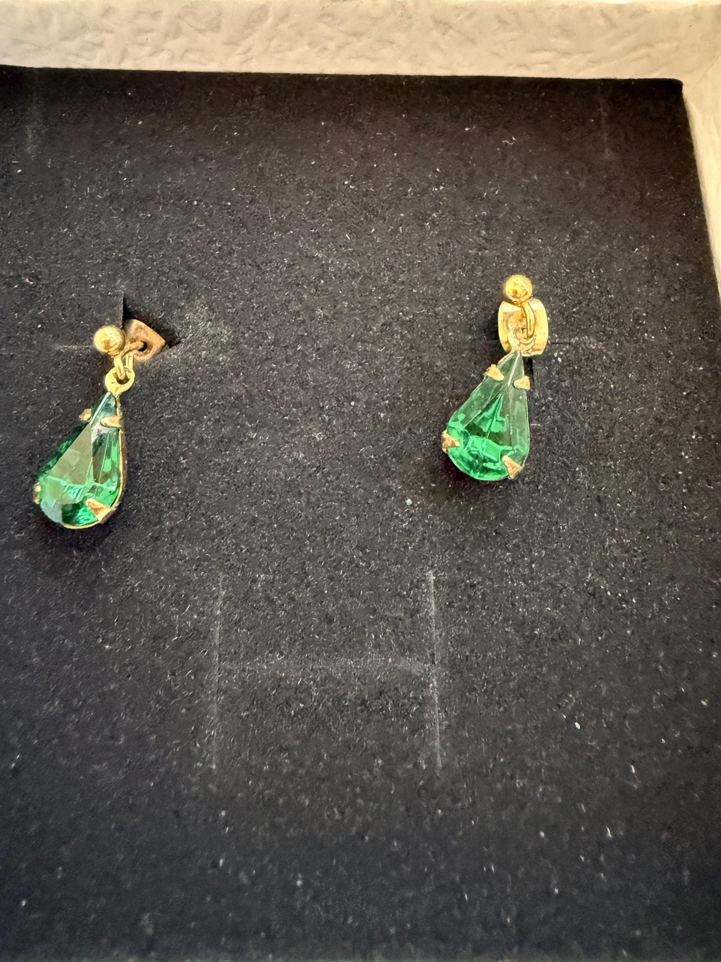 Vintage Green Teardrop Earrings, Emerald Green Drop Earrings, Gold Tone Costume Jewellery, Faceted Stone Earrings