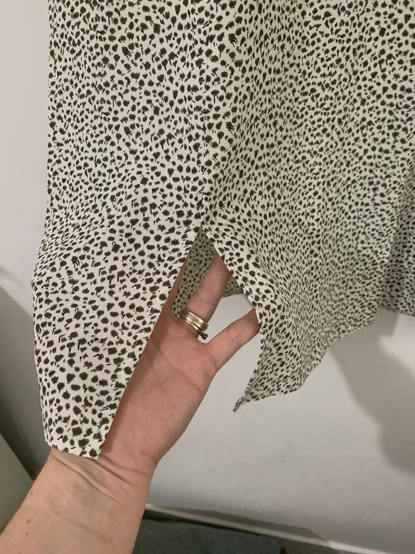 Grey Abstract Spotty Vintage Blouse Semi Sheer Boxy sleeveless tank - Size 14