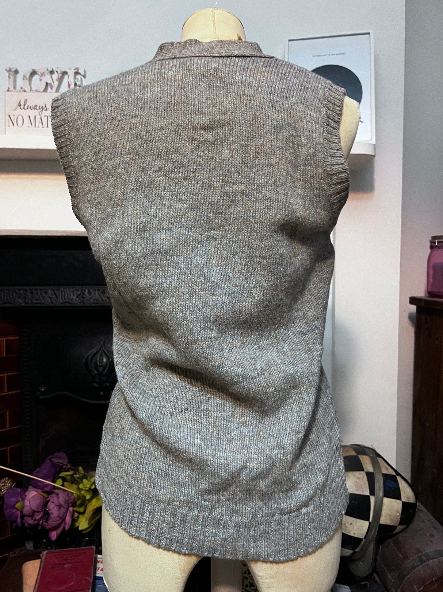 Vintage grey fairisle Cardigan sleeveless cardigan cable knit cardigan, vintage, knitwear, vintage vest, 70s cardigan grey tank pockets