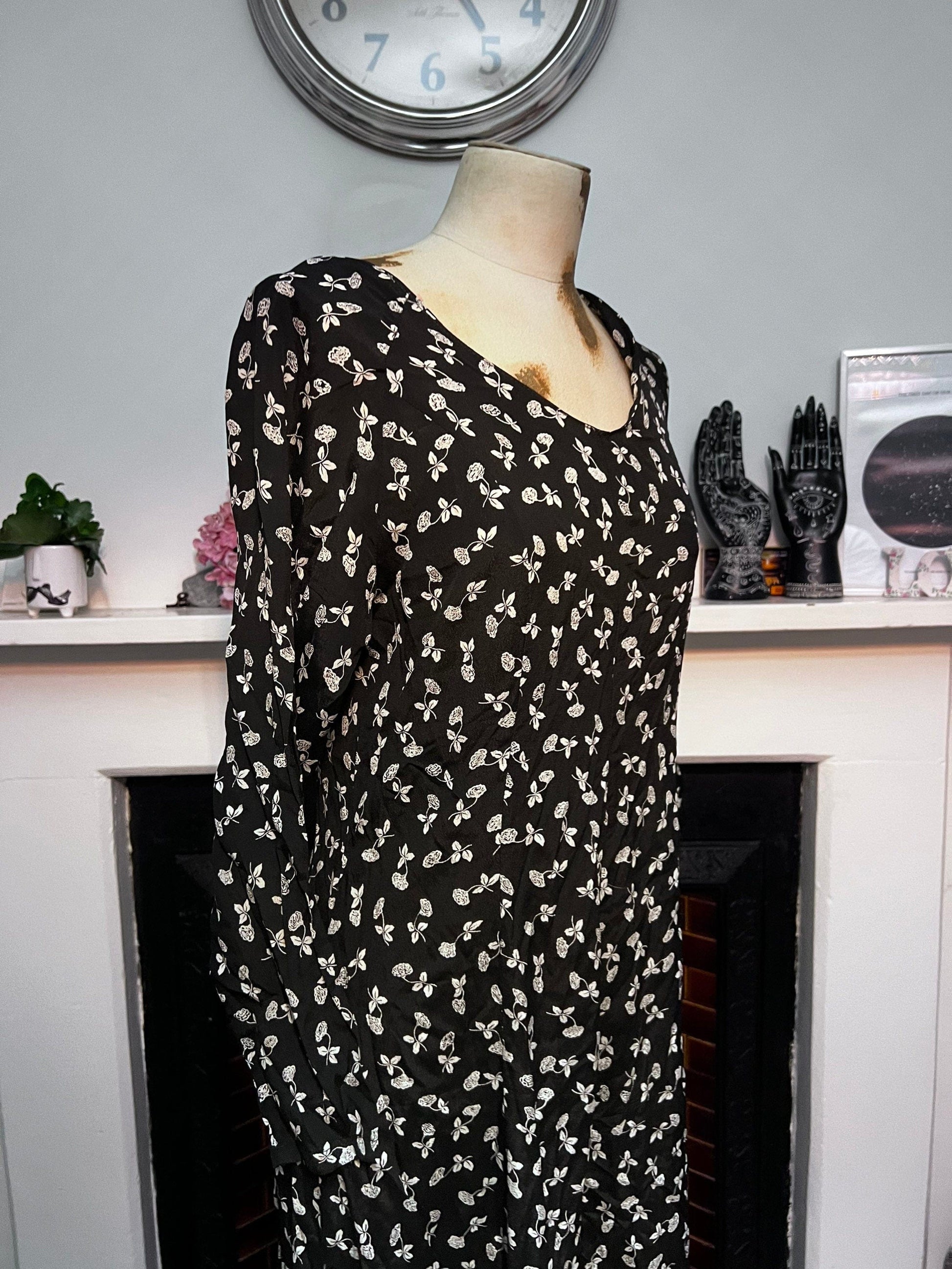 Vintage Jumpsuit 90s Floral Black White Romper Playsuit Black and white