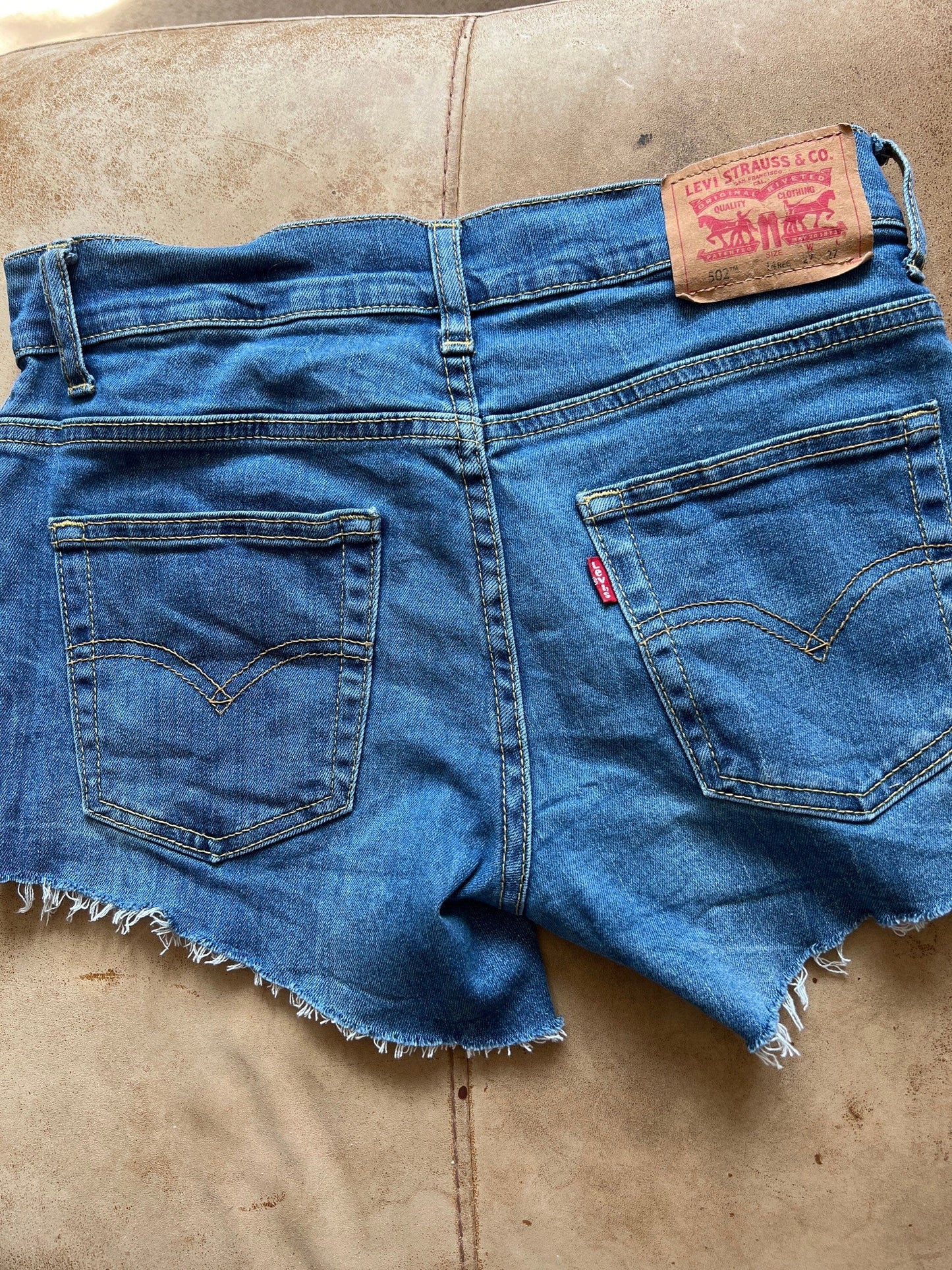 Vintage Denim Short Levi Cut Offs W27 - light stone wash denim shorts - Levi Jeans Cut Offs 502
