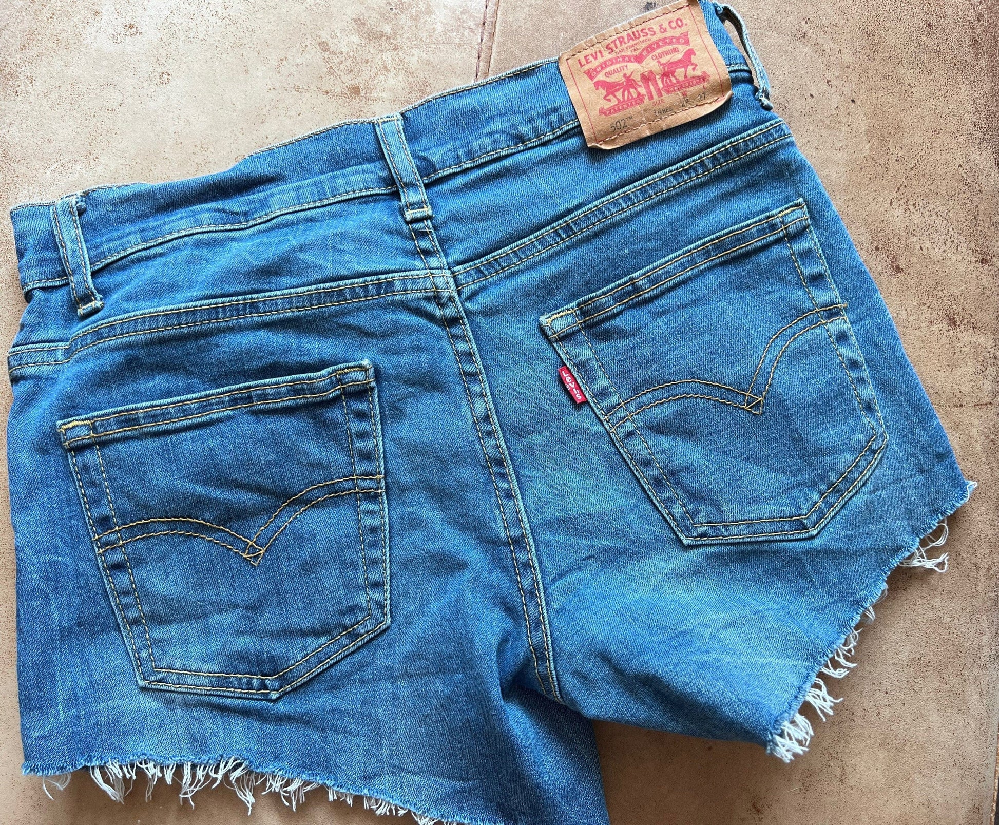 Vintage Denim Short Levi Cut Offs W27 - light stone wash denim shorts - Levi Jeans Cut Offs 502