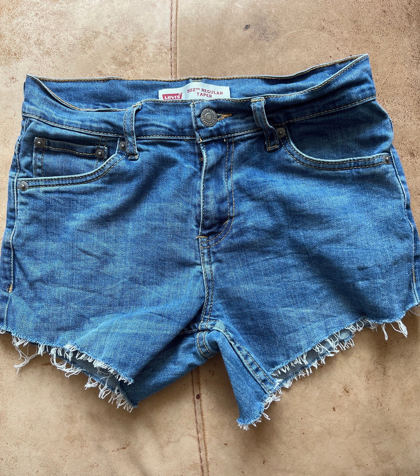 Vintage Denim Short Levi Cut Offs W27 - light stone wash denim shorts - Levi Jeans Cut Offs 502