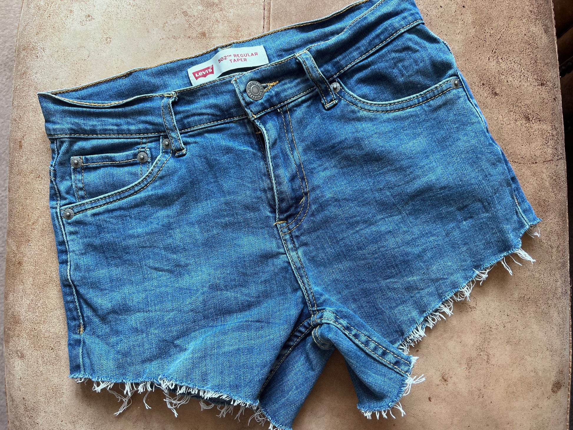 Vintage Denim Short Levi Cut Offs W27 - light stone wash denim shorts - Levi Jeans Cut Offs 502