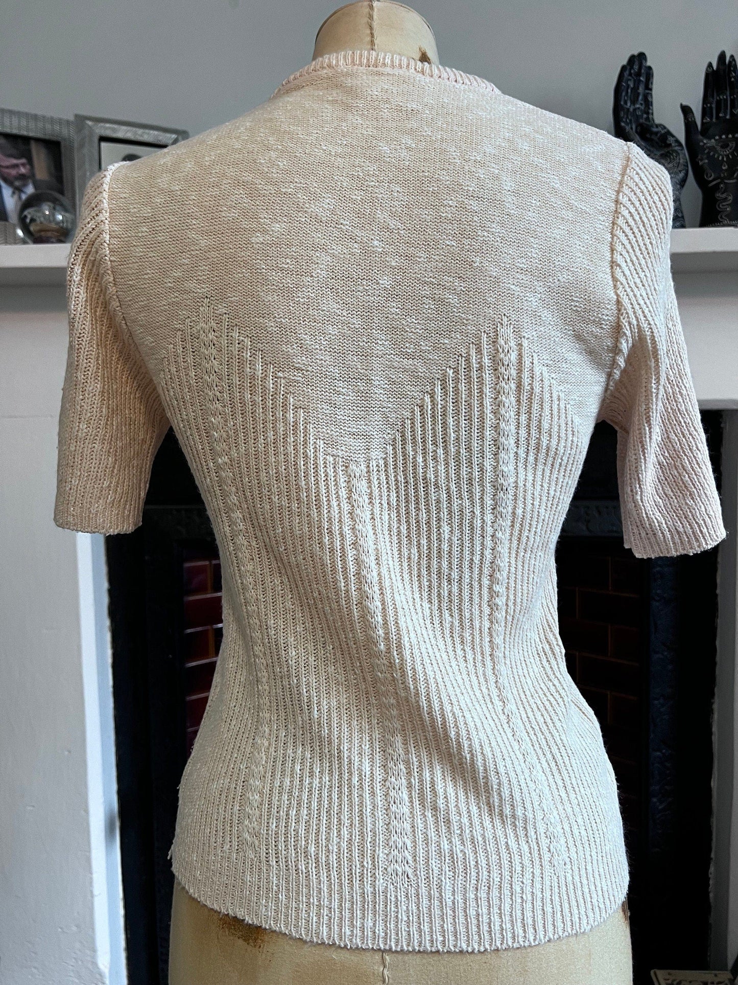 Vintage peach jumper courtelle acrylic jumper peach jumper, peach vintage knitwear, vintage pullover, vintage jumper, 1950s St Michael M&S