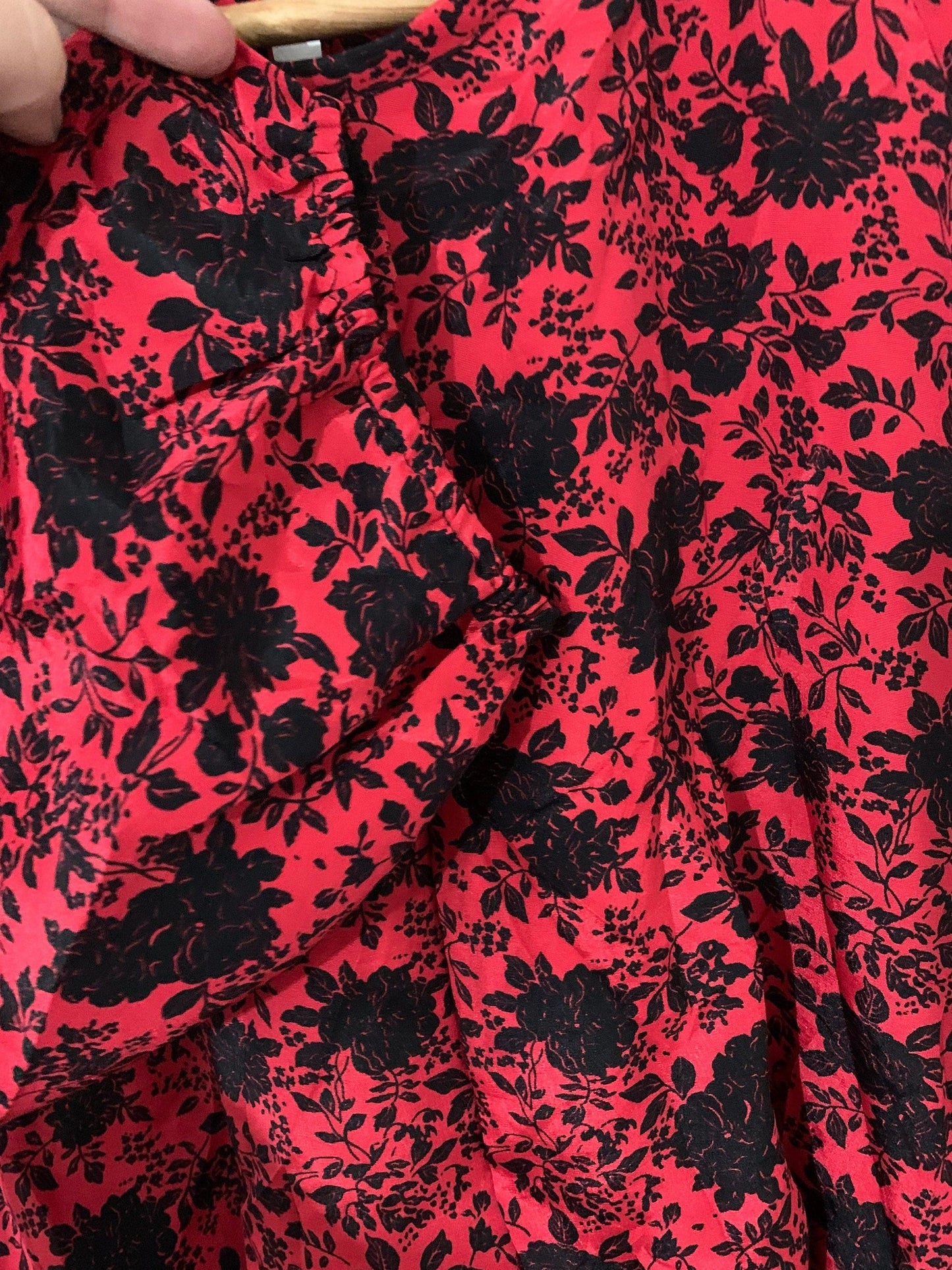 Vintage 1980s red and black dress vintage - Day Dress floral pattern dress Rare Plus Size eu 42 size 16 red voluptuous vintage