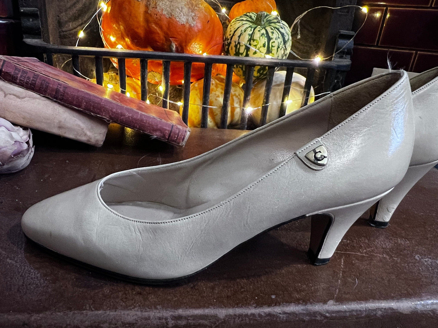 1950’s Vintage Beige Céline Paris Children’s Shoes pale cream leather UK1 - Vintage Vintage Kids Shoes, 50s Céline Paris Shoes, Vintage Shoe