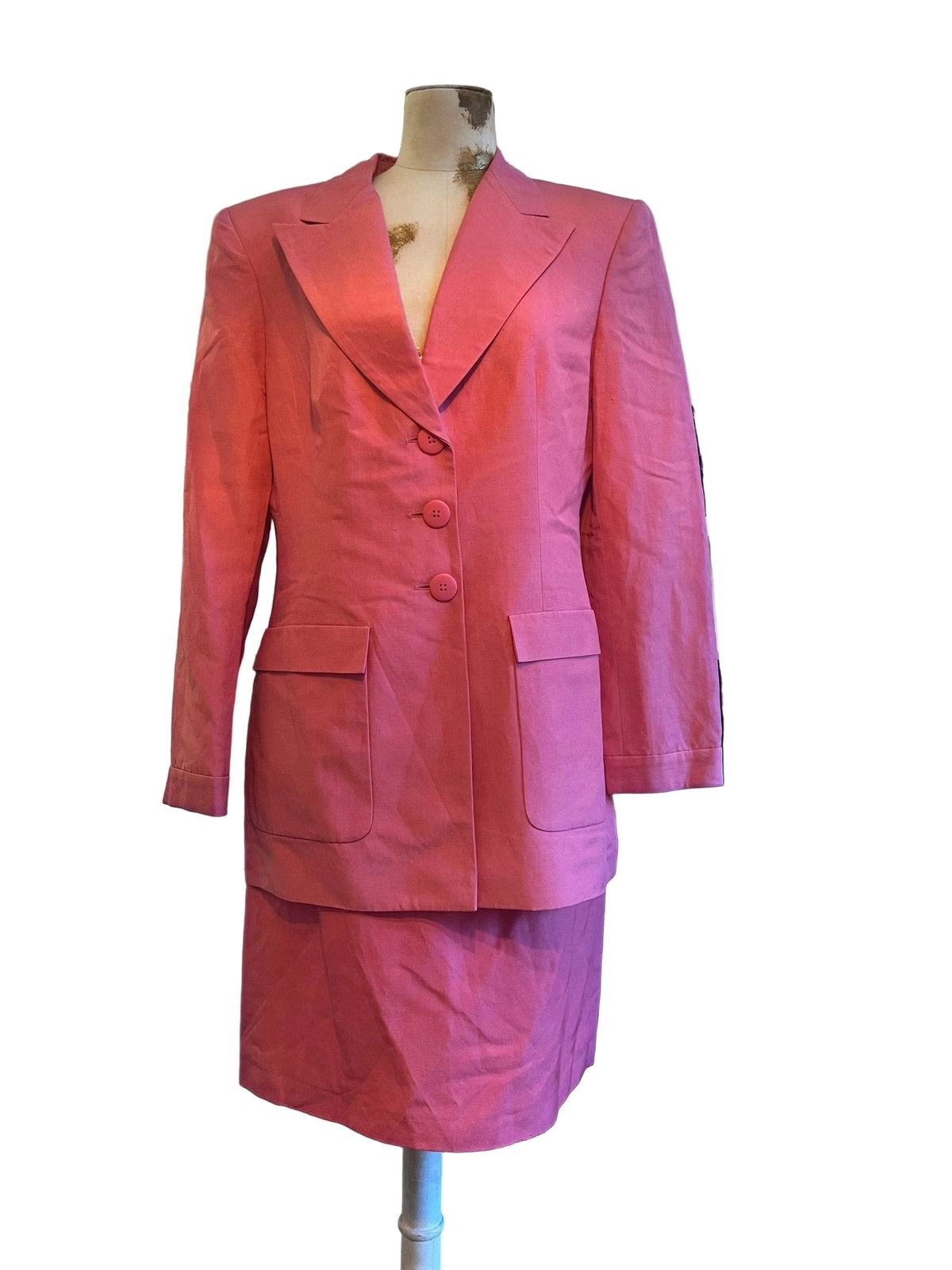 Vintage Silk Suit Linen Skirt Suit - pencil Skirt and longline blazer with pocket details Size UK12 - Pink 1990s