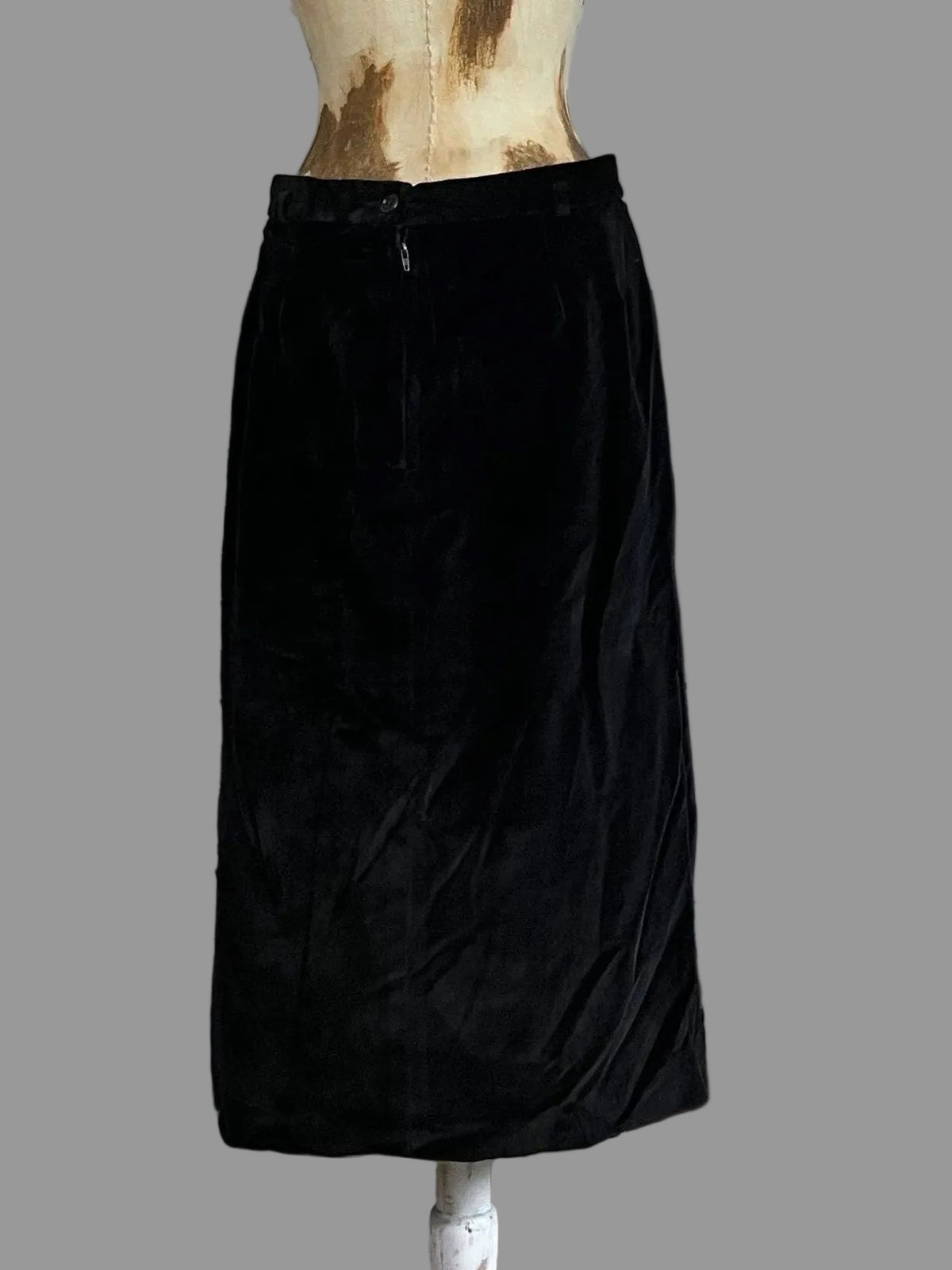 Vintage Velvet Skirt Midi Length Pencil Skirt Black, Vintage Black mid calf skirt, vintage pencil skirt, black skirt, velvet vintage skirt