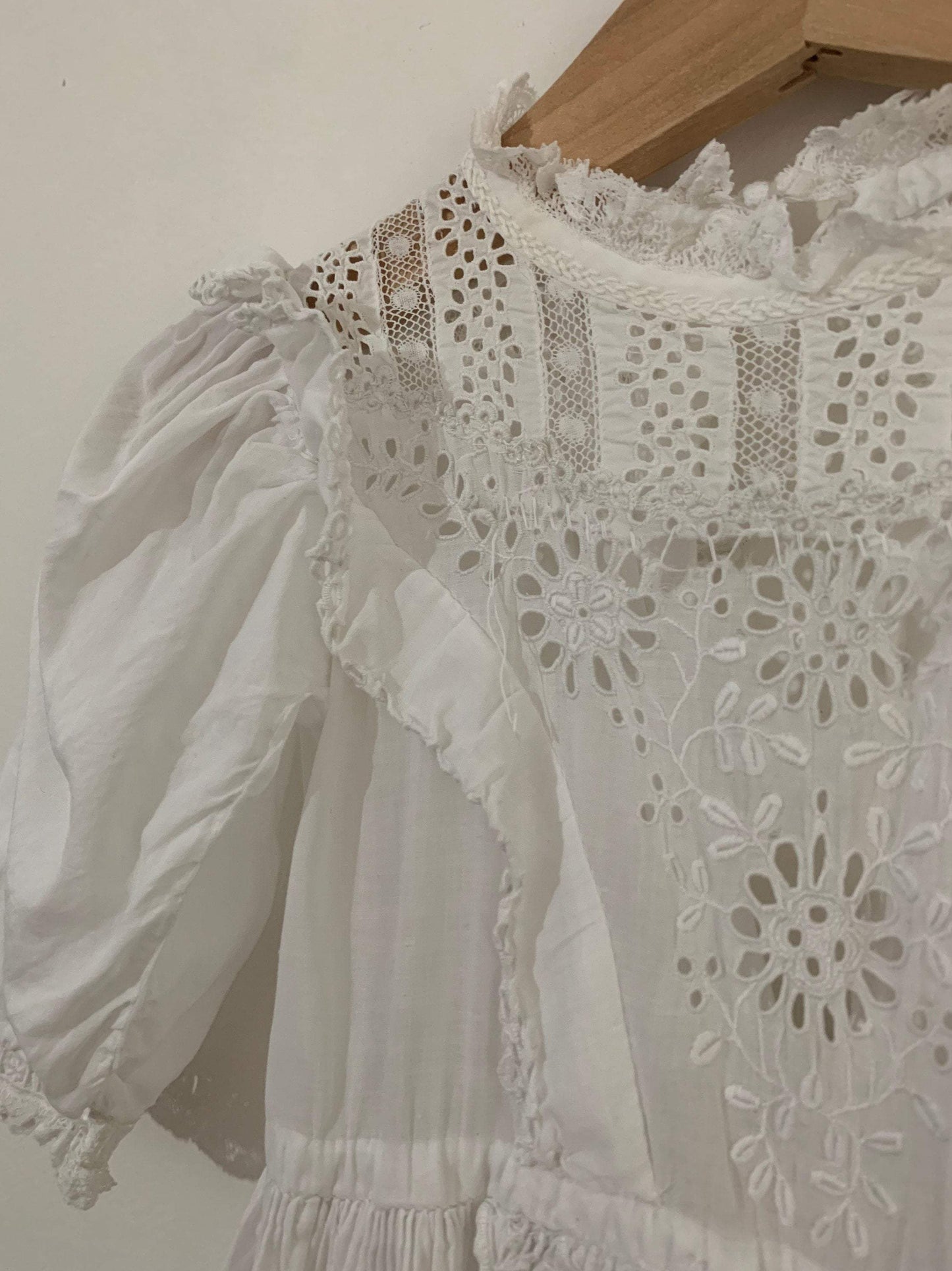 Pretty Vintage - Hand Curated Vintage Antique Christening Gown, 19th Century Christening Gown, Heirloom Broiderie Anglais Christening Gown, Antique Dress, White Dolls Dress