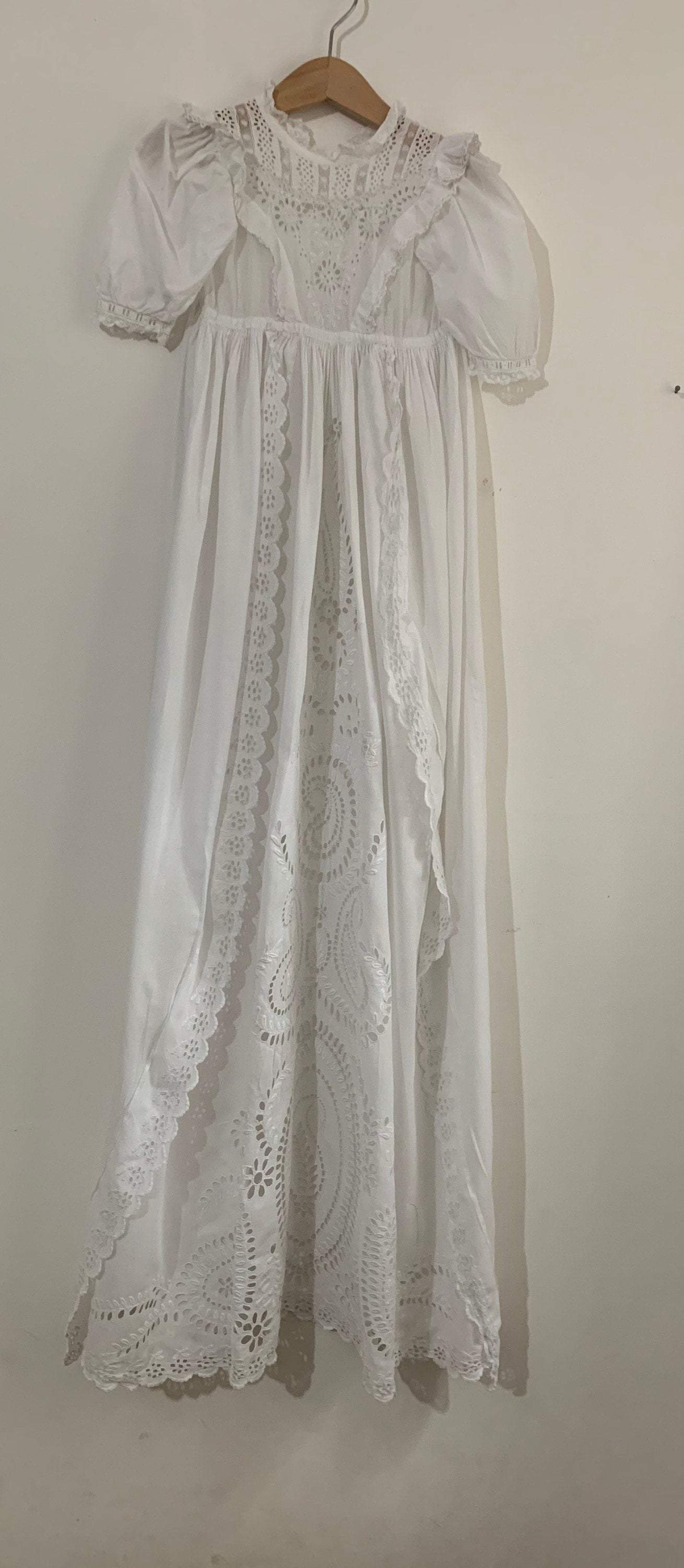 Pretty Vintage - Hand Curated Vintage Antique Christening Gown, 19th Century Christening Gown, Heirloom Broiderie Anglais Christening Gown, Antique Dress, White Dolls Dress