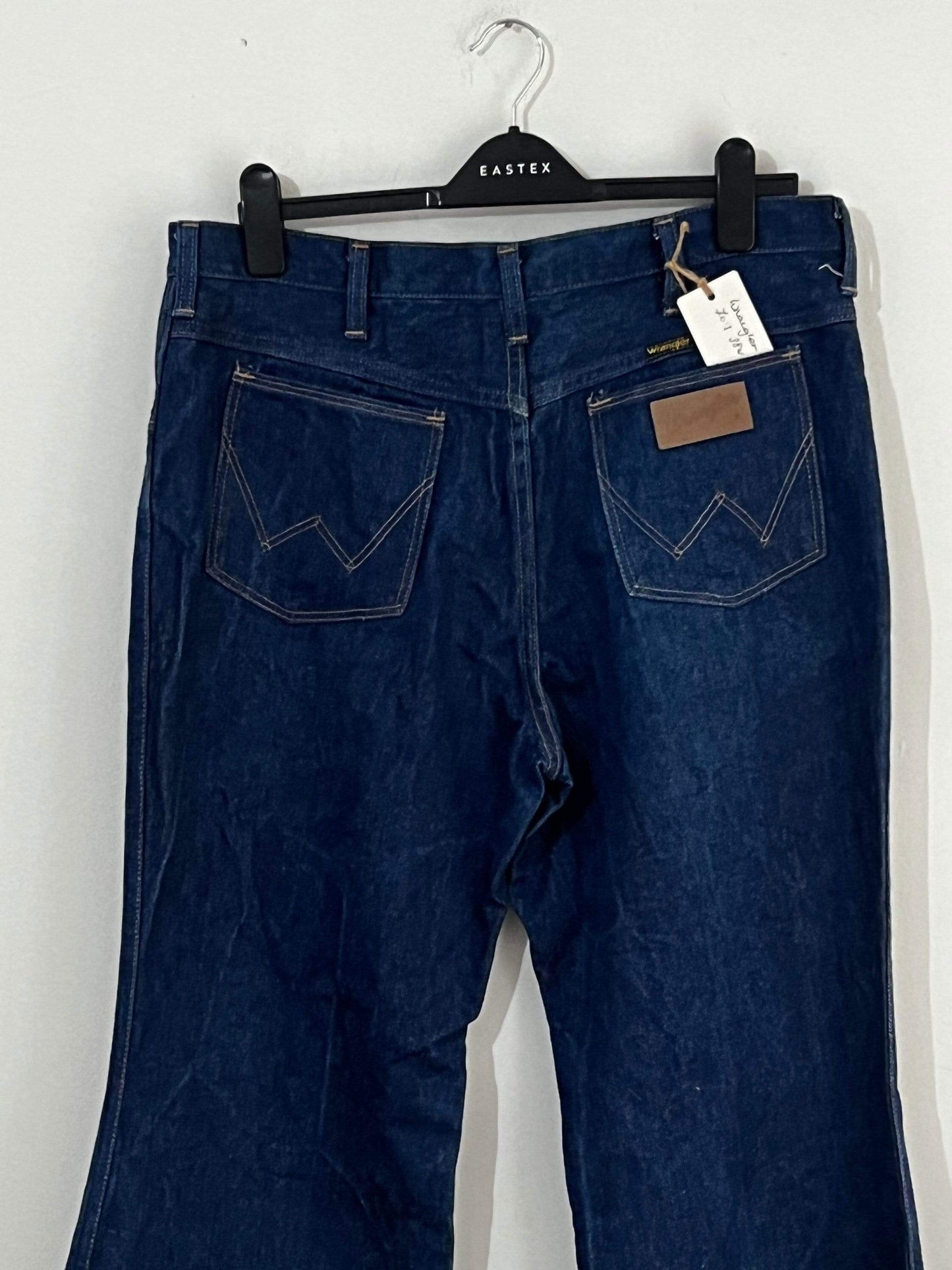 Vintage Wrangler Jeans Vintage Wrangler Jeans W38 L32 Blue UK Size 16 Pretty Vintage - Hand Curated Vintage