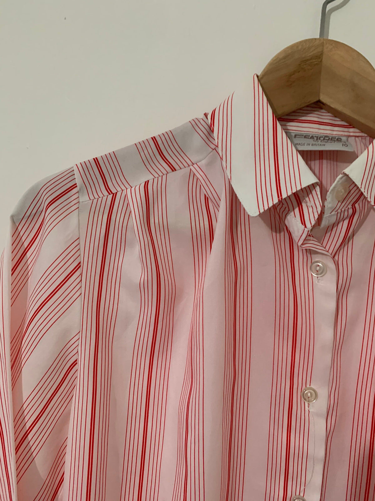 Vintage red Blouse Shirt red and white stripe pattern blouse vintage Debenhams 80s, vintage blouse, vintage top, vintage, vintage shirt, vin