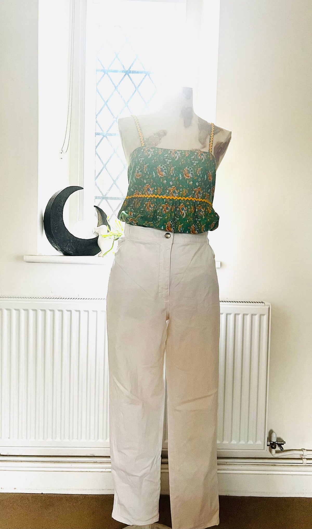 Vintage White Jeans - Brax Magic Stretch White Jeans W36” L29” UK 16