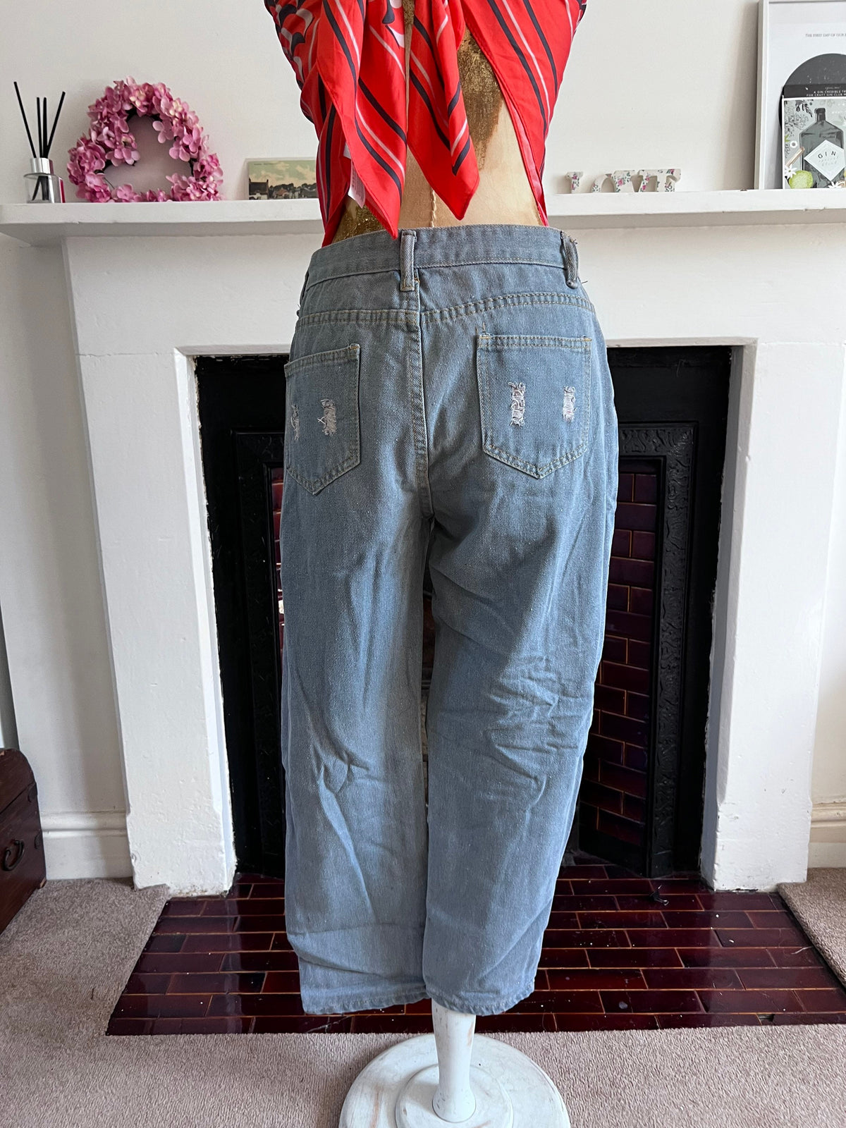 1990s Vintage mid rise blue wide leg tapered stonewash ripped jeans, UK 8/10 waist 29” leg 31”