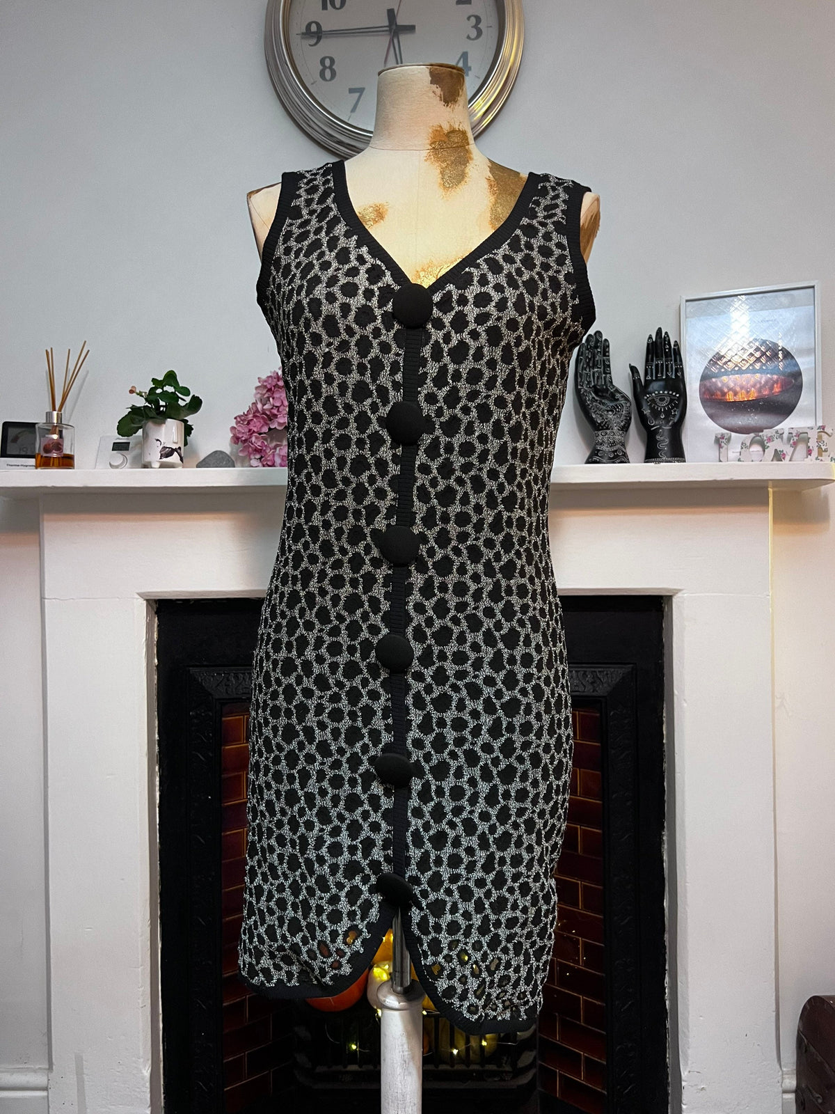 Vintage Dress 80s Black Stretch Dress, Knit Leopard Sleeveless Dress, Chunky Buttons, UK8-10, leopard print dress, mob wife, vintage mob