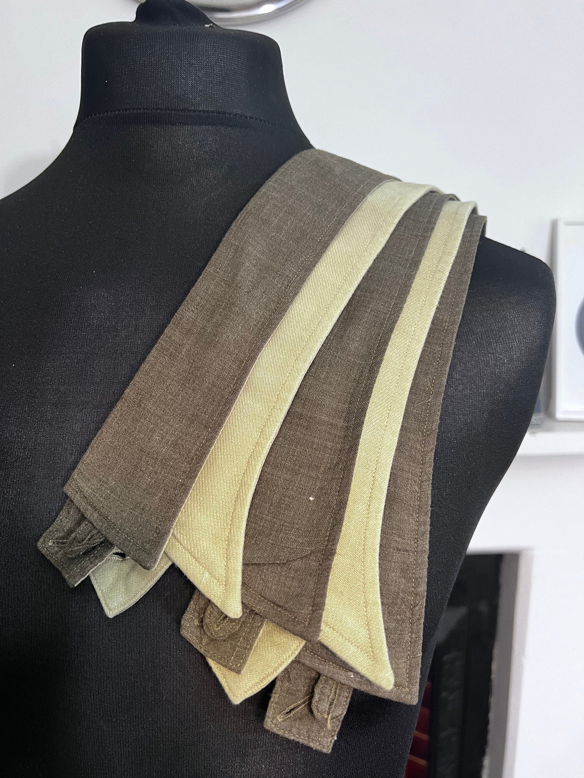 Vintage British Army Collars, mens vintage, 40s Mens WW2 Shirt Collars 1940s Khaki Collars detachable collars, HTH 1944 5 set of 5