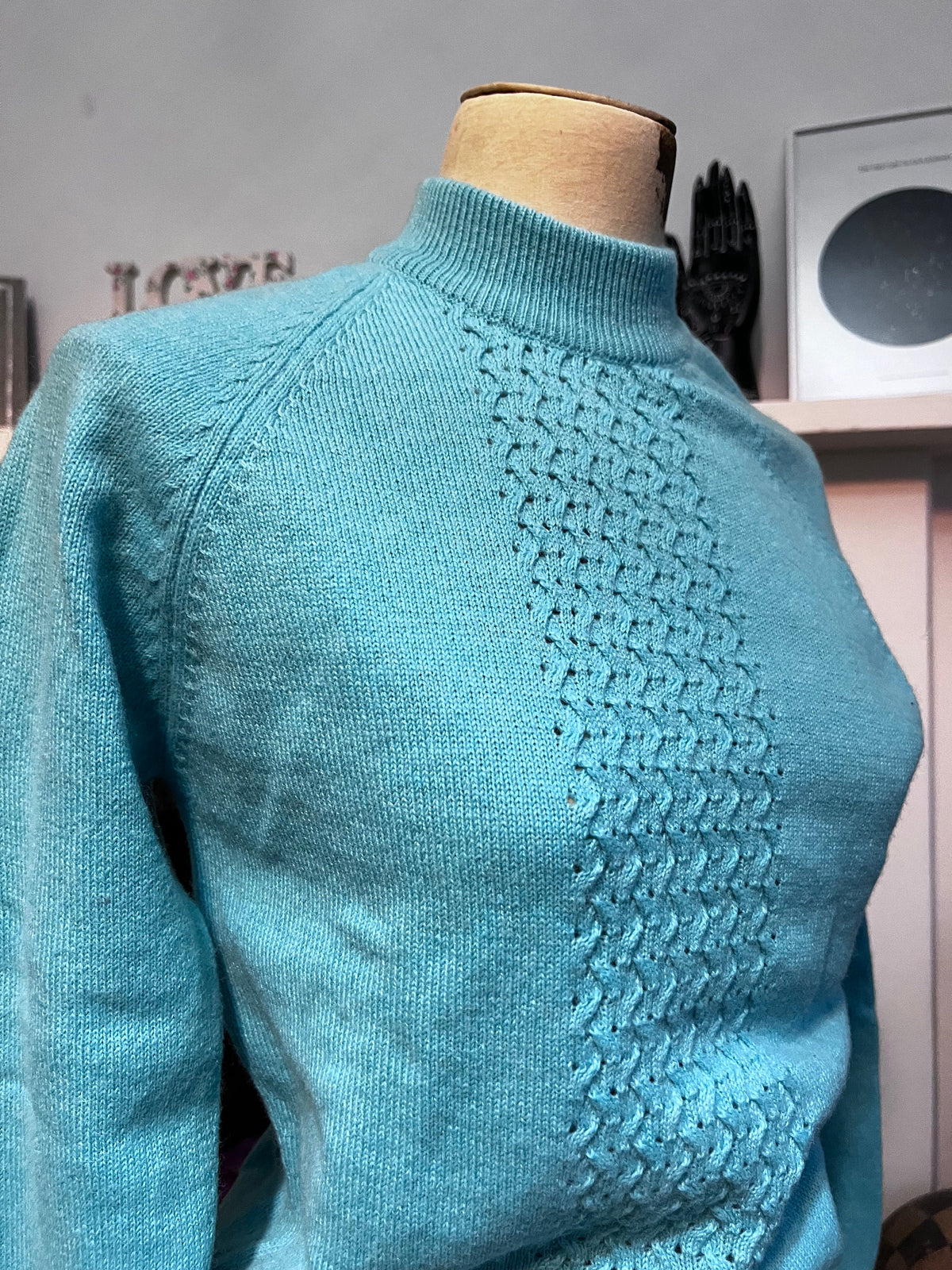 1950s Mint Green Pointelle Knit Sweater | Mock Neck Retro Pullover (UK 8)