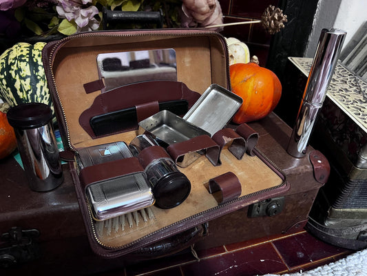 Gents Vintage, Vanity Grooming Set, Leather Case, Vintage Travel, Brush Set, Vintage Mens Grooming Set, Comb Set, Bottles, Containers, 1940s