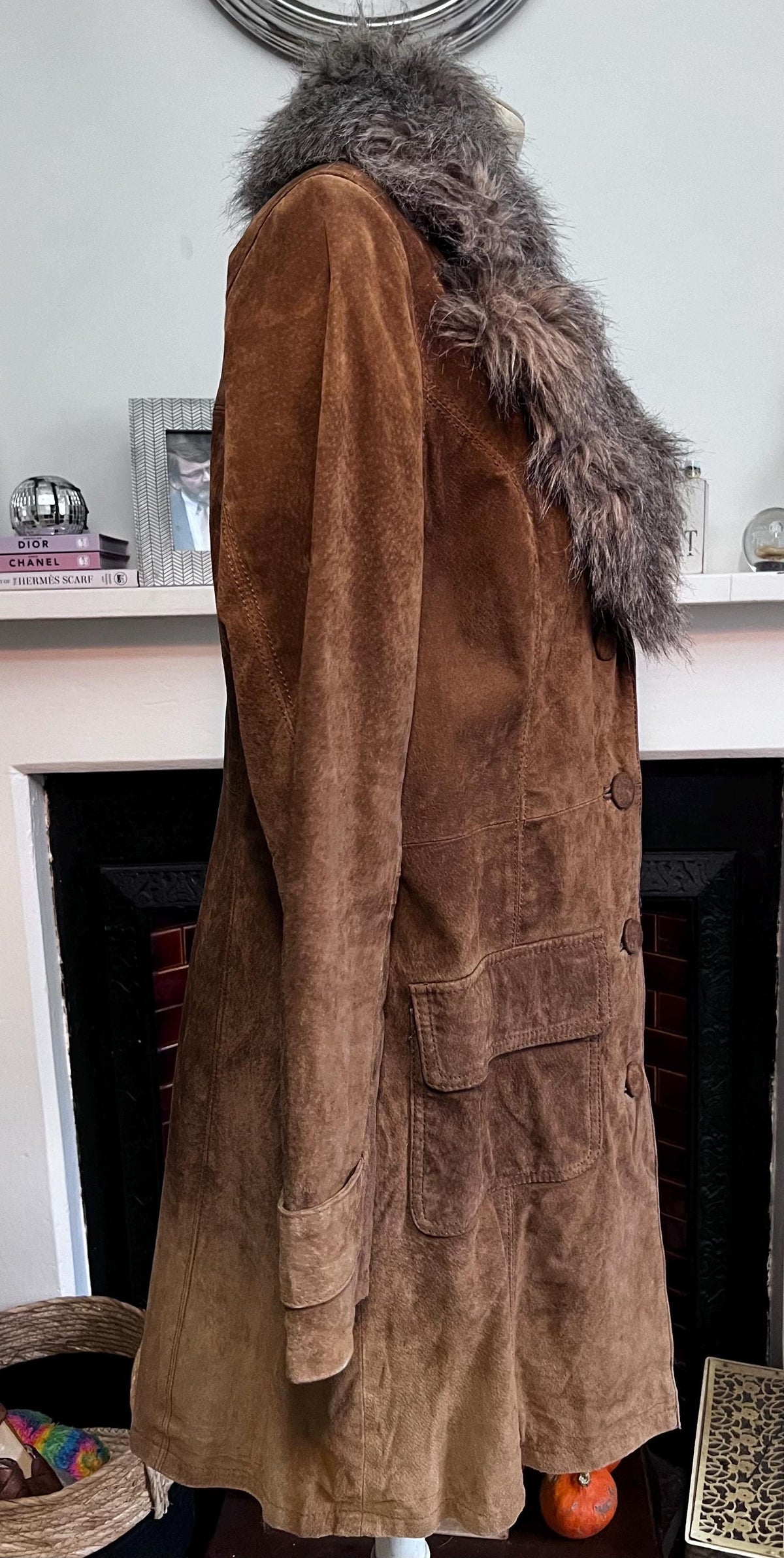 Penny lane vintage brown suede coat with faux fur collar,